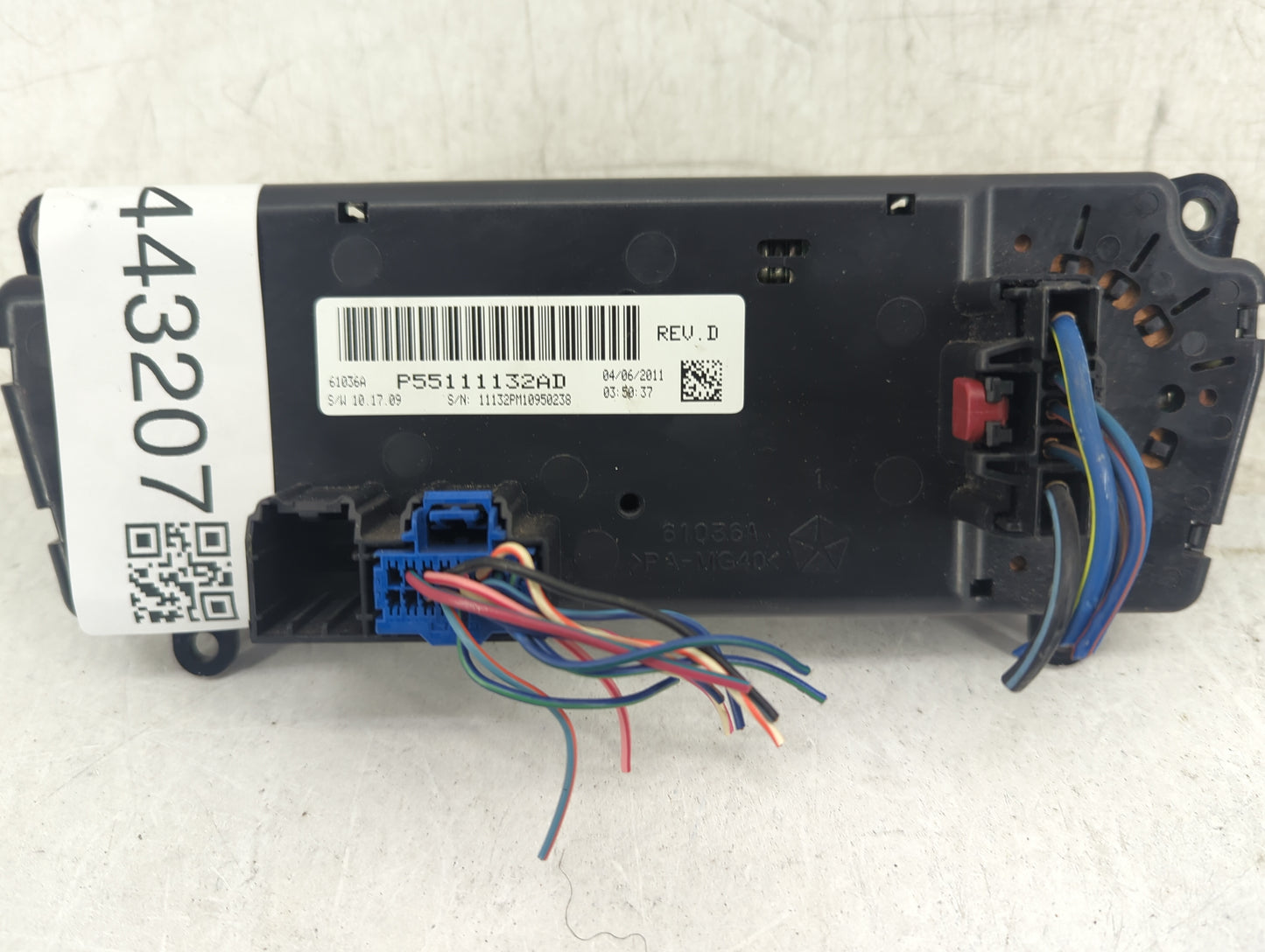2010 Dodge Caliber Climate Control Module Temperature AC/Heater Replacement P/N:P55111132AD Fits OEM Used Auto Parts - Oemus