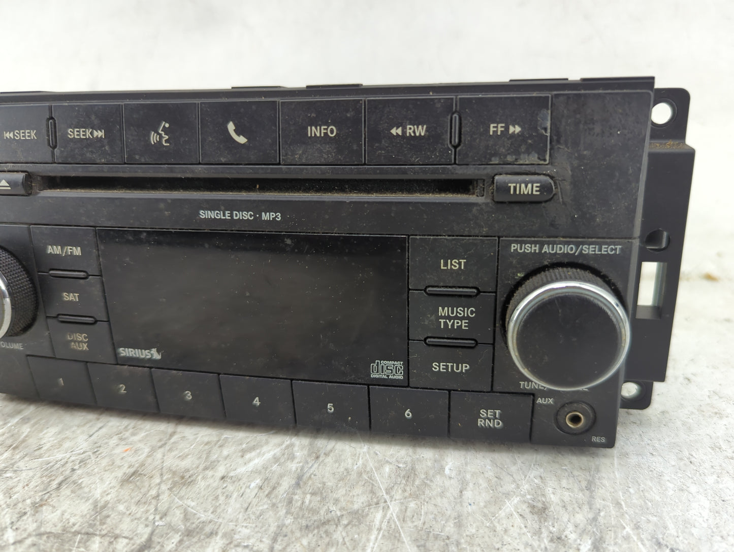 2010 Dodge Caliber Radio AM FM Cd Player Receiver Replacement P/N:CBA KL5ILC SPNA2C533336932, A2C53385003 Fits OEM Used Auto