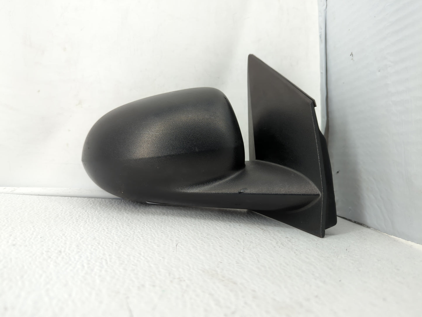 2007-2012 Dodge Caliber Passenger Side View Mirror - Right Door Mirror OEM Used - Oemusedautoparts1.com