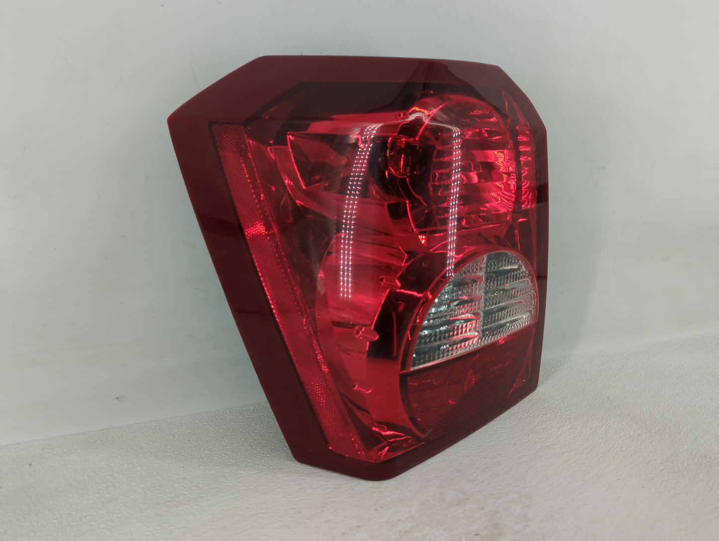 2008-2012 Dodge Caliber Tail Light Assembly Driver Left OEM P/N:CS251-B010L 05160361AA Fits Fits 2008 2009 2010 2011 2012 OE