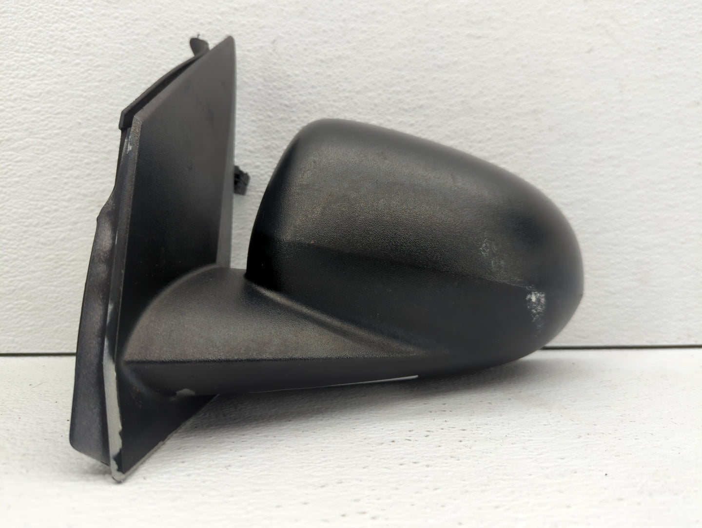 2007-2012 Dodge Caliber Driver Side View Mirror - Left Door Mirror OEM Used - Oemusedautoparts1.com