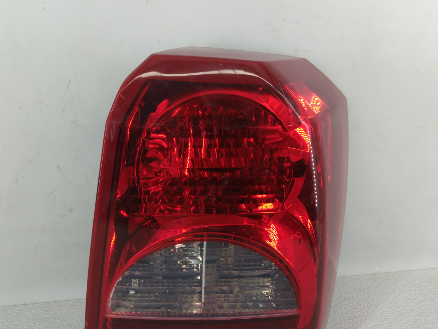 2008-2012 Dodge Caliber Tail Light Assembly Passenger Right OEM P/N:05303752AH 05303880AH Fits Fits 2008 2009 2010 2011 2012