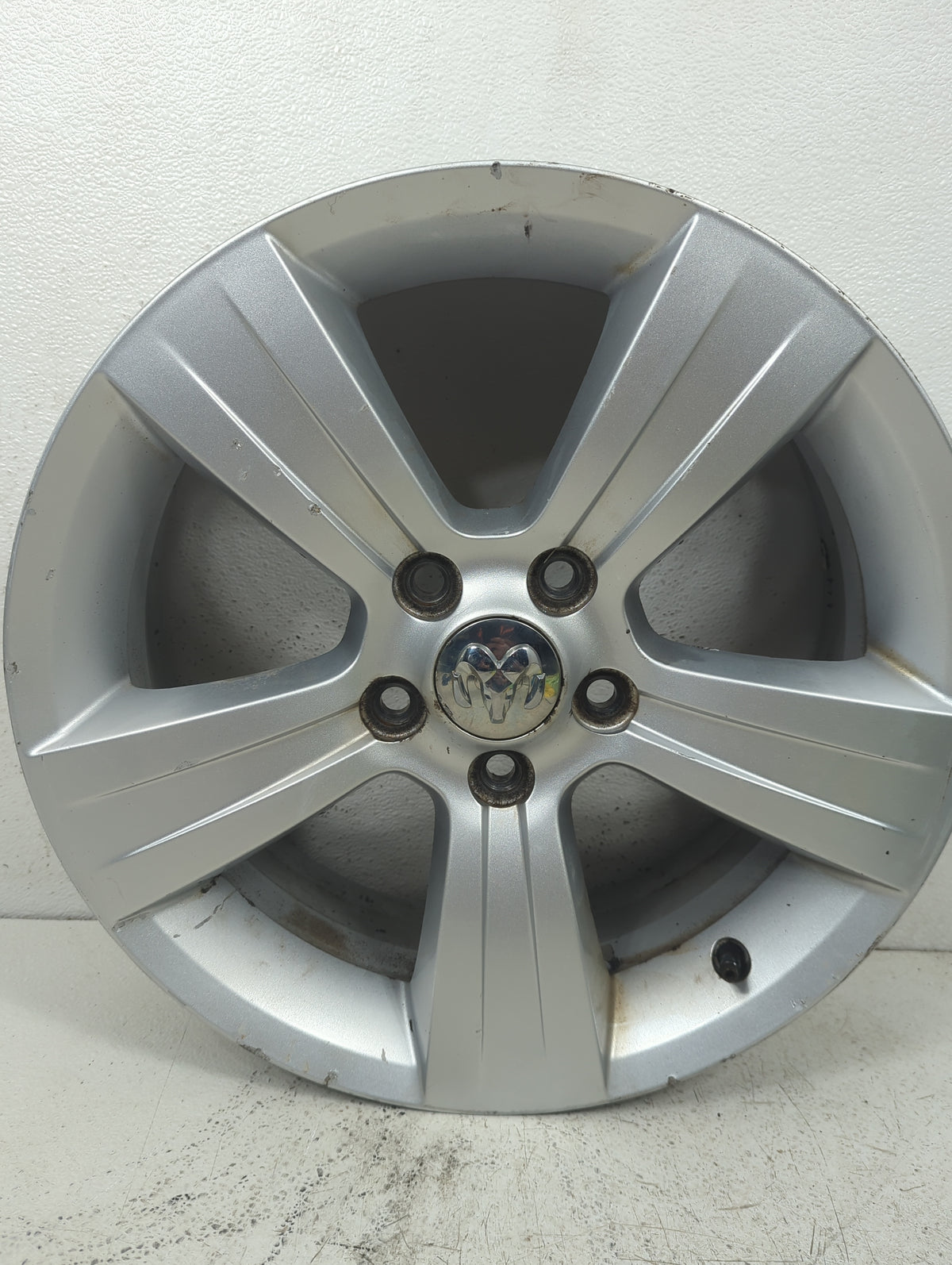 2010 Dodge Caliber Oem Wheel Rim 5041919 - Oemusedautoparts1.com