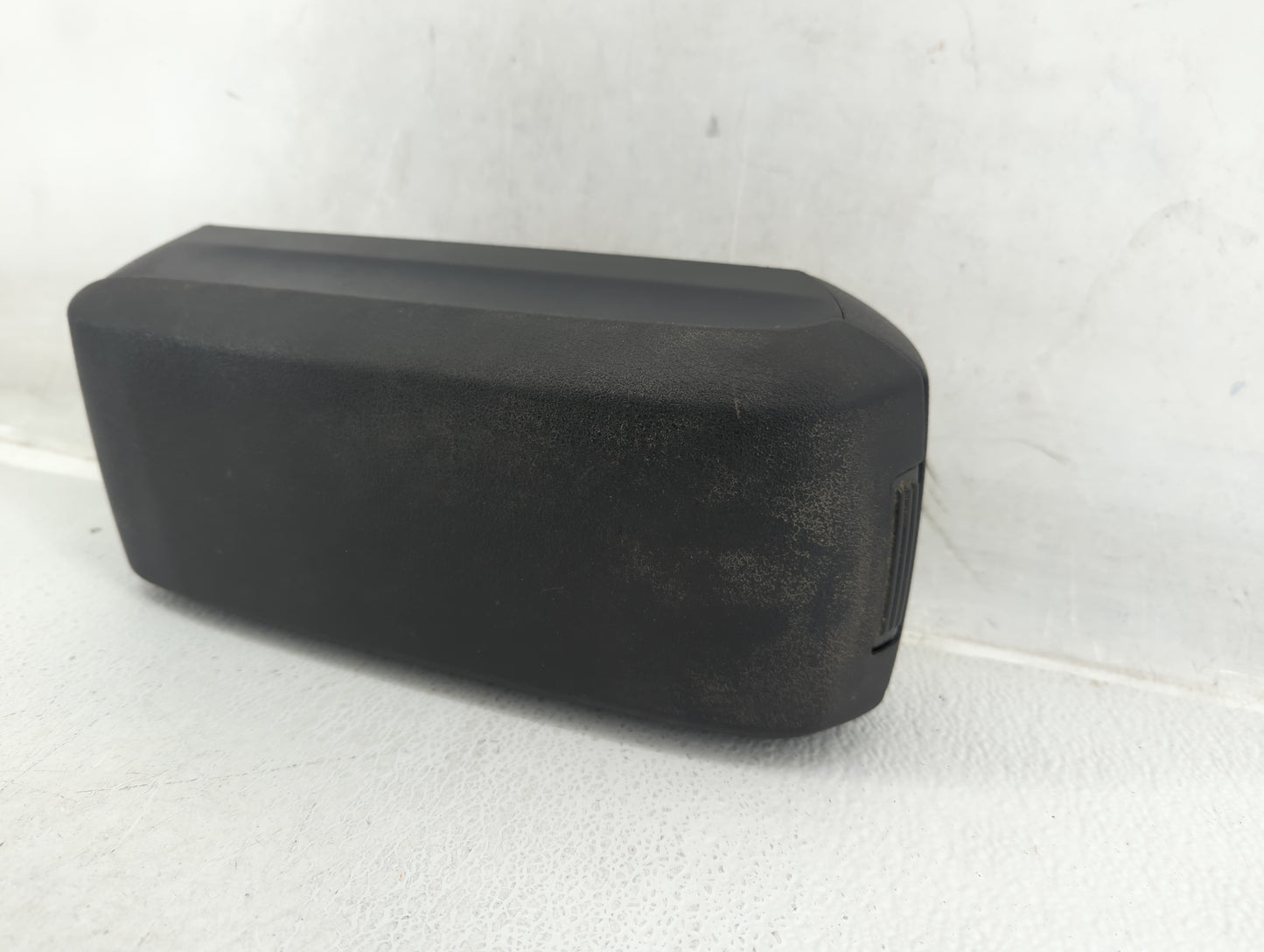 2010 Dodge Caliber Center Console Armrest Cover Lid Black - Oemusedautoparts1.com