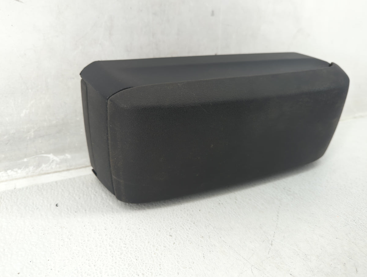 2010 Dodge Caliber Center Console Armrest Cover Lid Black 570174 - Oemusedautoparts1.com