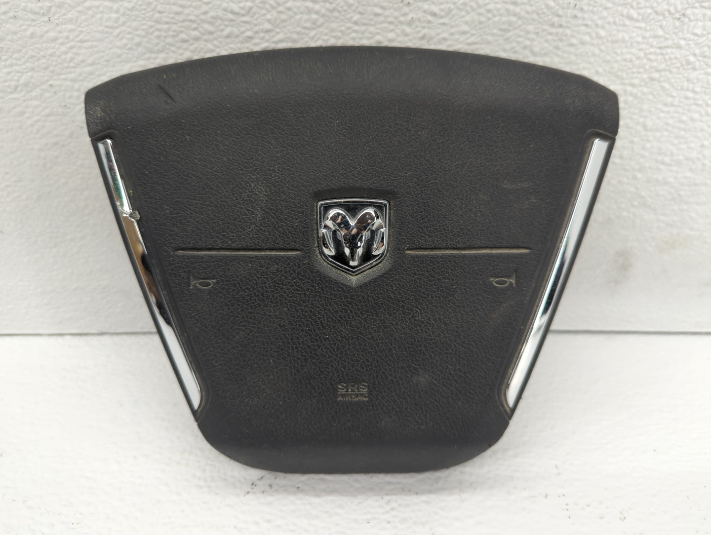 2010-2012 Dodge Caliber Air Bag Driver Left Steering Wheel Mounted Fits Fits 2010 2011 2012 OEM Used Auto Parts - Oemusedaut