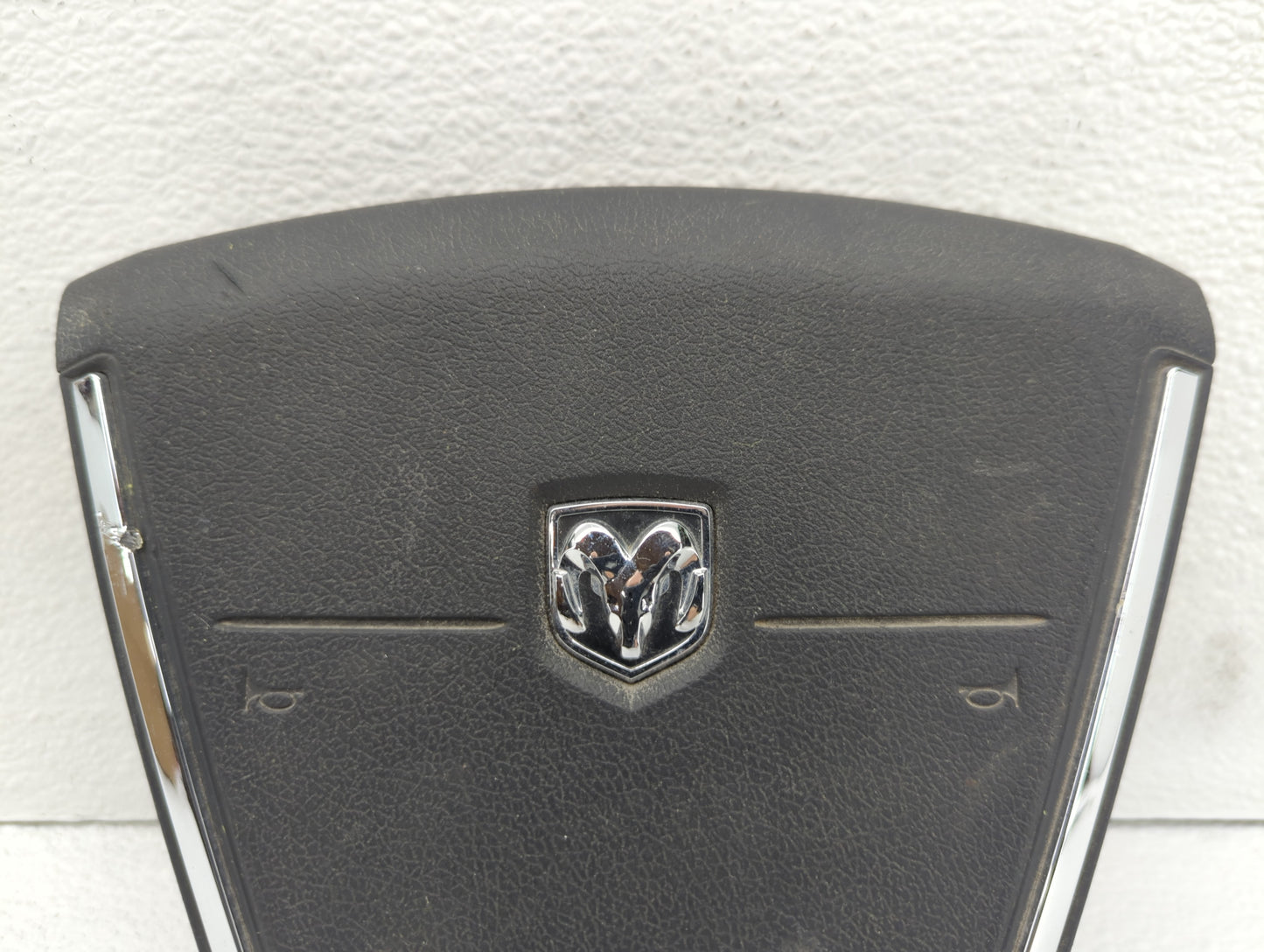 2010-2012 Dodge Caliber Air Bag Driver Left Steering Wheel Mounted Fits Fits 2010 2011 2012 OEM Used Auto Parts - Oemusedaut