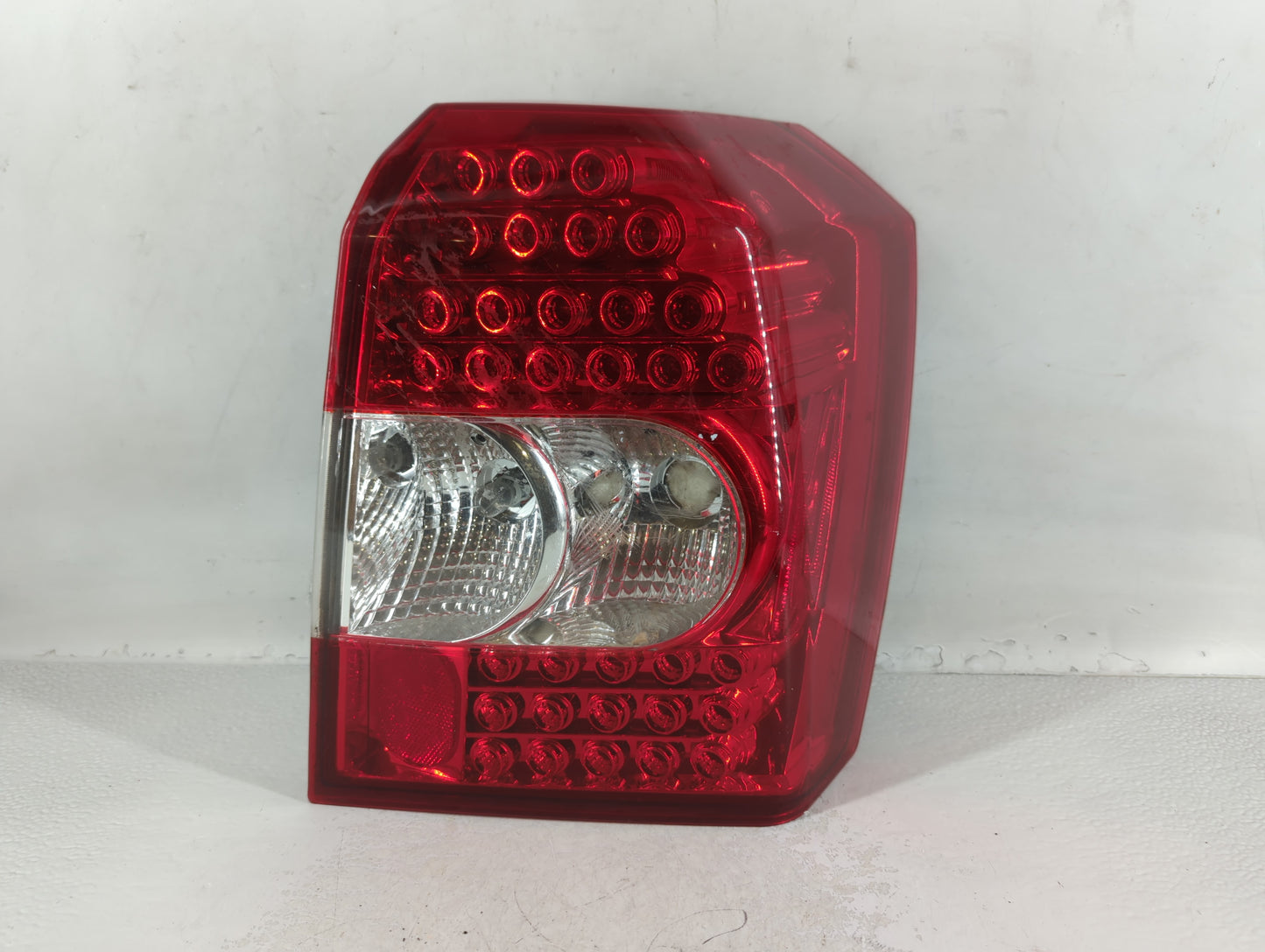 2008-2012 Dodge Caliber Tail Light Assembly Passenger Right OEM P/N:EAGLE EYES E5-CS207 Fits Fits 2008 2009 2010 2011 2012 O