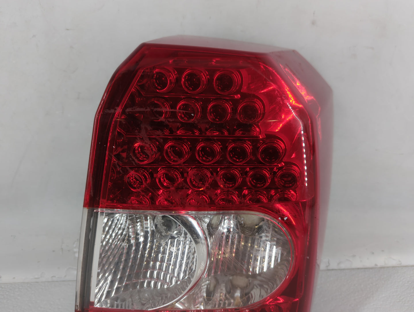 2008-2012 Dodge Caliber Tail Light Assembly Passenger Right OEM P/N:EAGLE EYES E5-CS207 Fits Fits 2008 2009 2010 2011 2012 O
