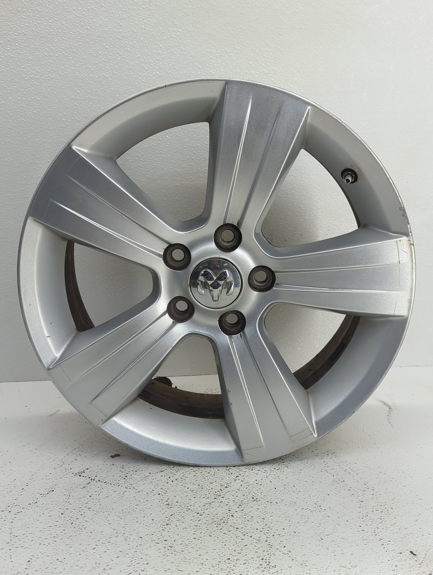 2010-2012 Dodge Caliber Oem Wheel Rim - Oemusedautoparts1.com