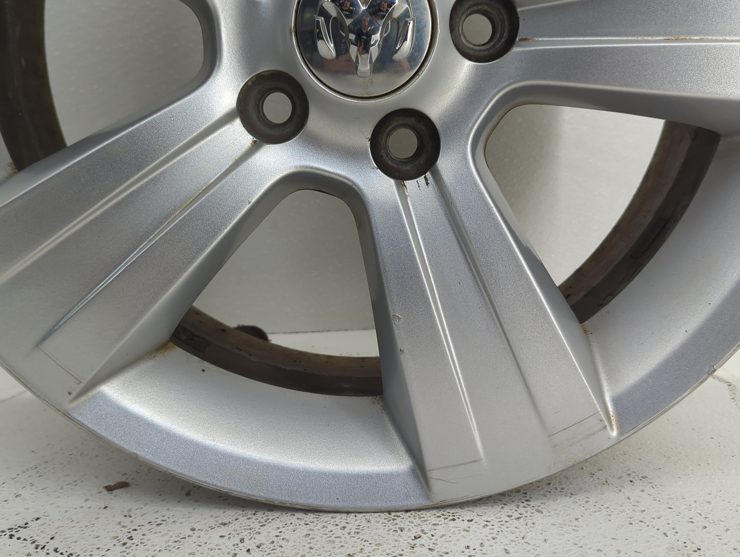 2010-2012 Dodge Caliber Oem Wheel Rim - Oemusedautoparts1.com