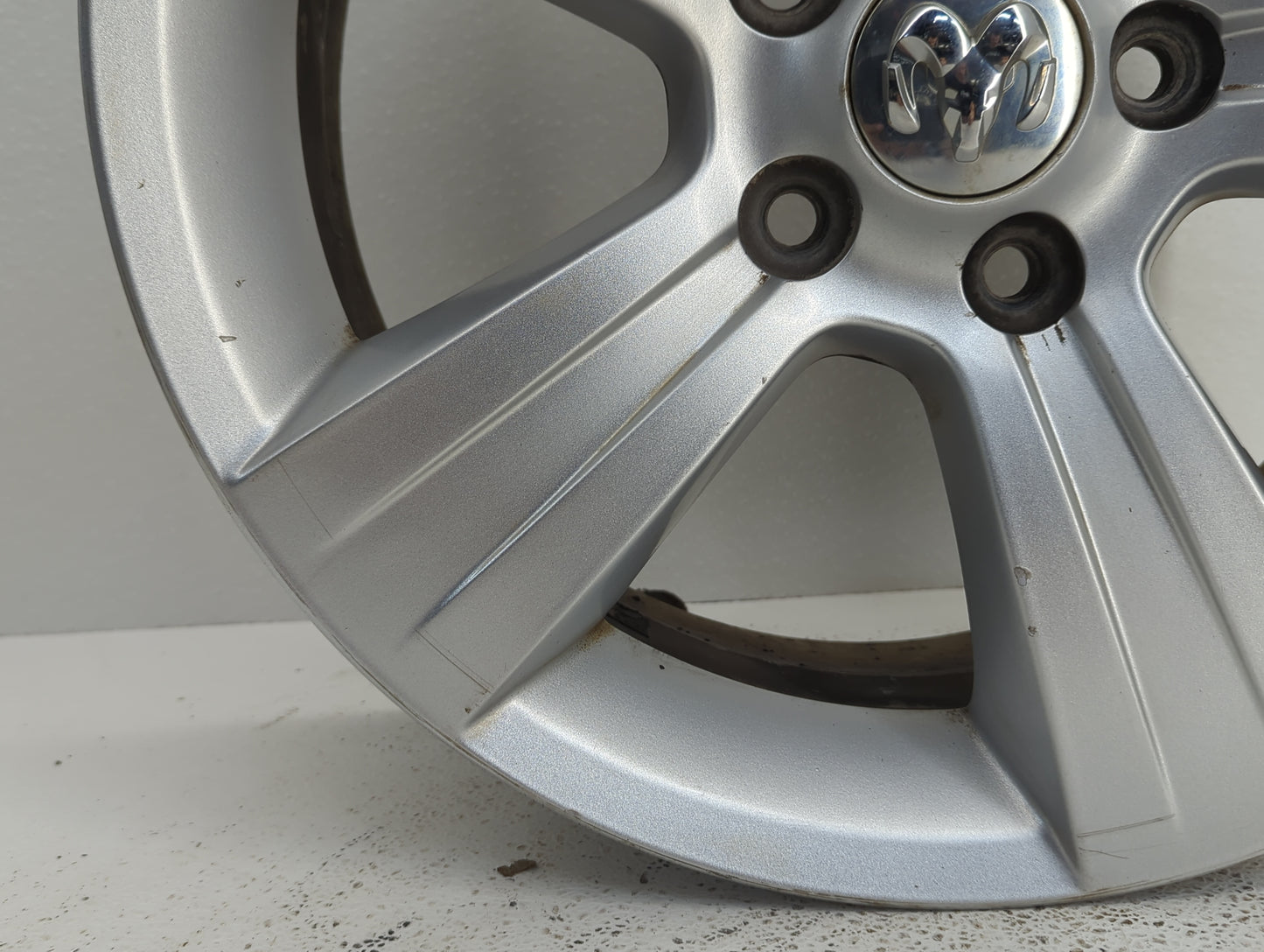 2010-2012 Dodge Caliber Oem Wheel Rim - Oemusedautoparts1.com