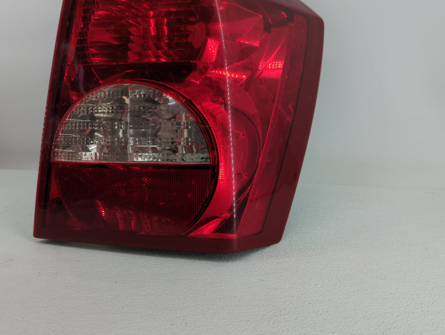 2010 Dodge Caliber Tail Light Assembly Passenger Right OEM P/N:05303880AH 05160360AA, 05303752AH Fits Fits 2008 2009 2011 20