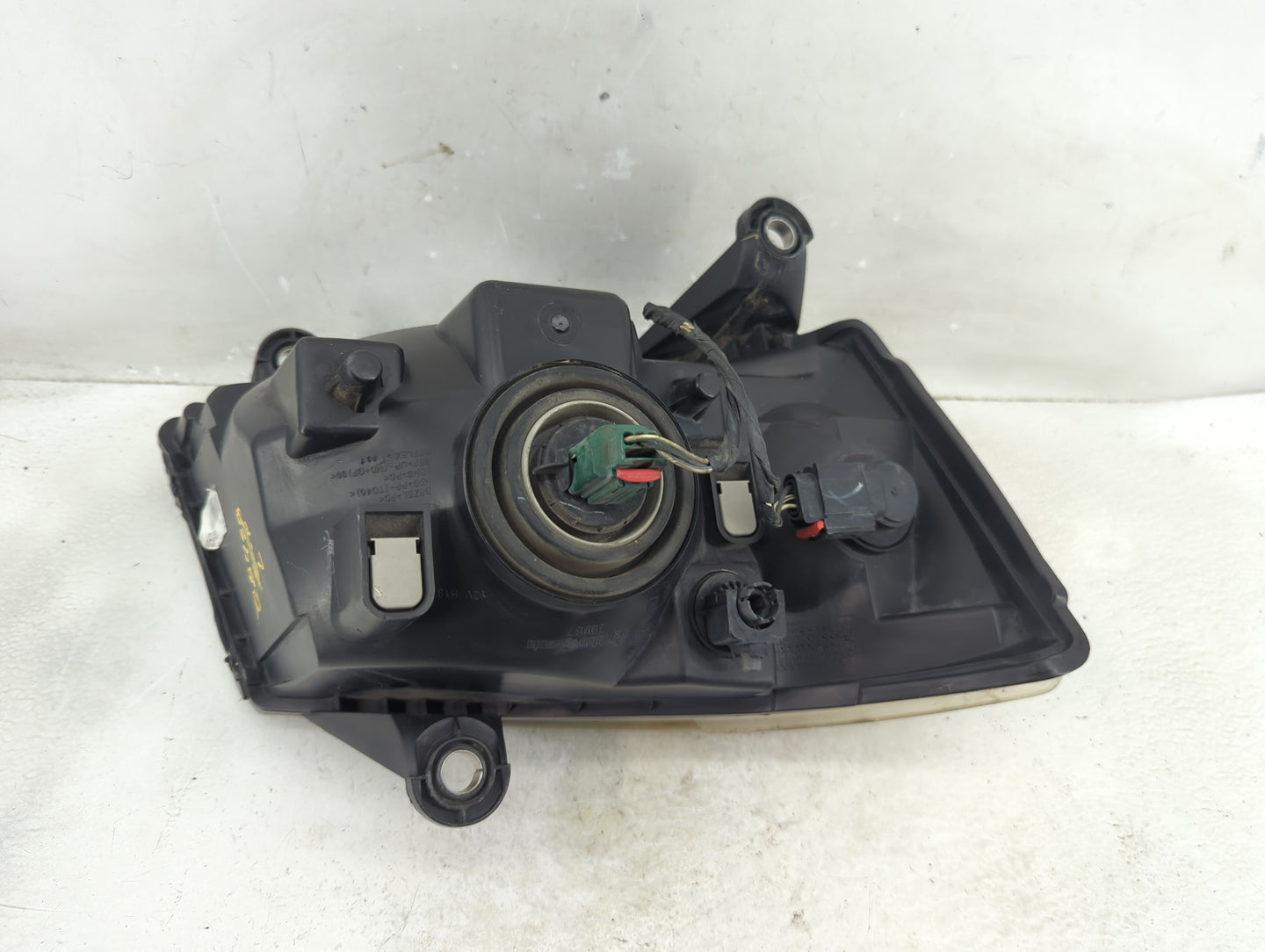 Dodge Caravan Driver Left Oem Head Light Headlight Lamp - Oemusedautoparts1.com