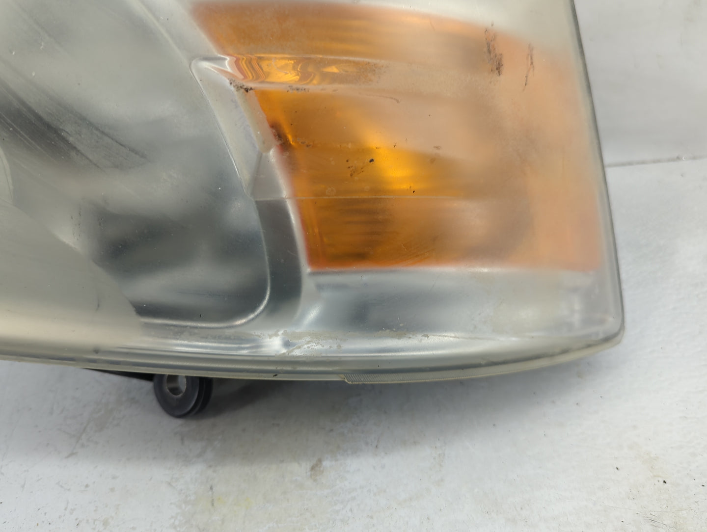 Dodge Caravan Passenger Right Oem Head Light Headlight Lamp - Oemusedautoparts1.com
