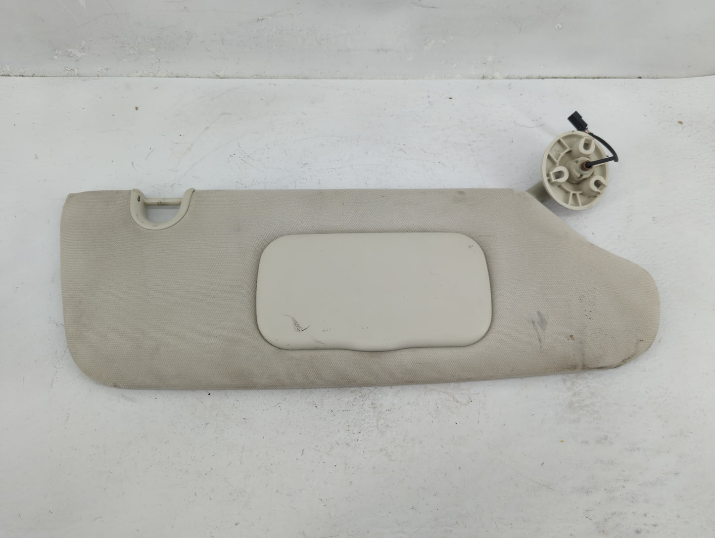 2010 Dodge Caravan Sun Visor Shade Replacement Passenger Right Mirror Fits Fits 2008 2009 OEM Used Auto Parts - Oemusedautop