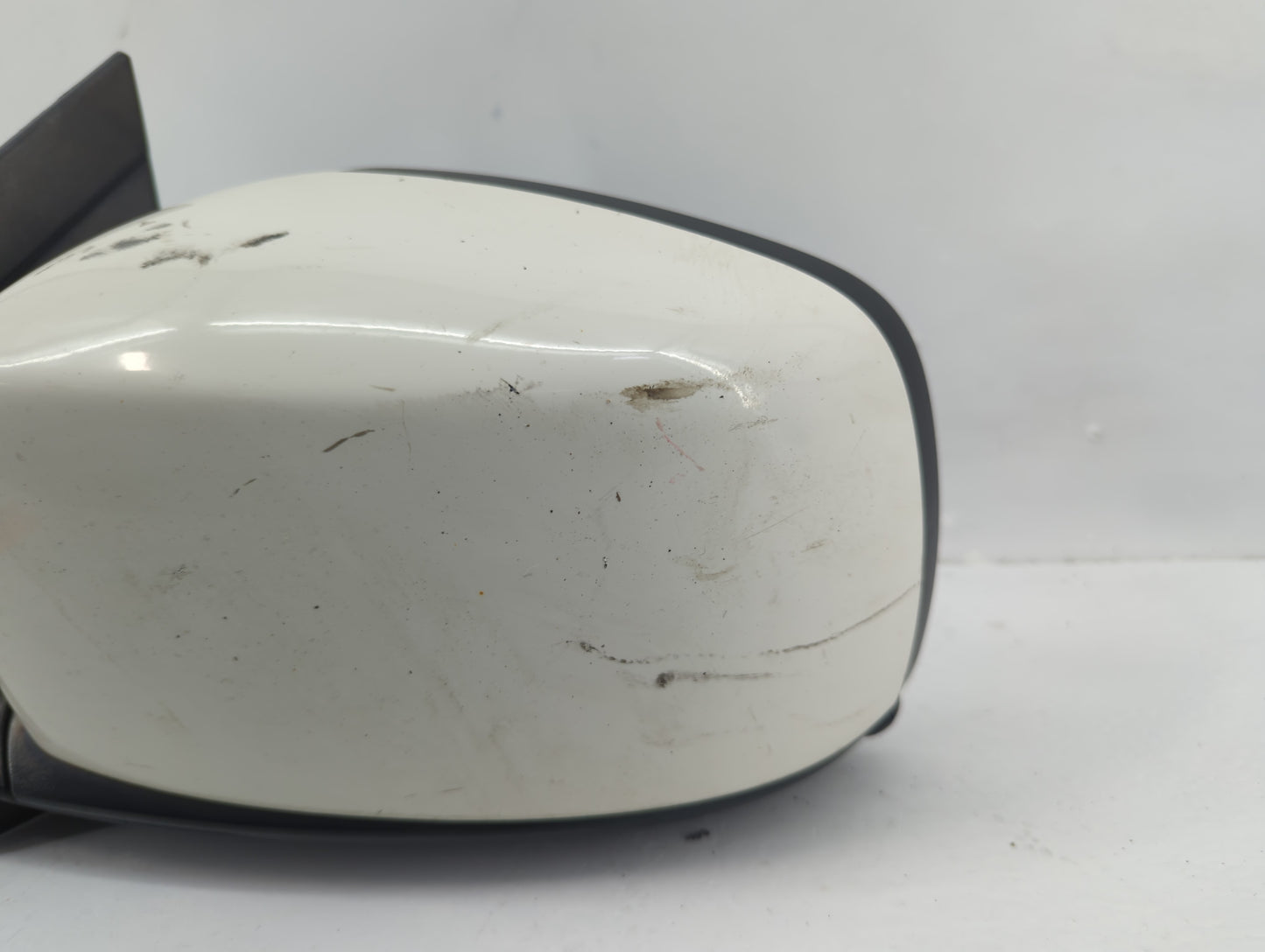 2010 Dodge Caravan Driver Side View Mirror - Left Door Mirror OEM Used - Oemusedautoparts1.com