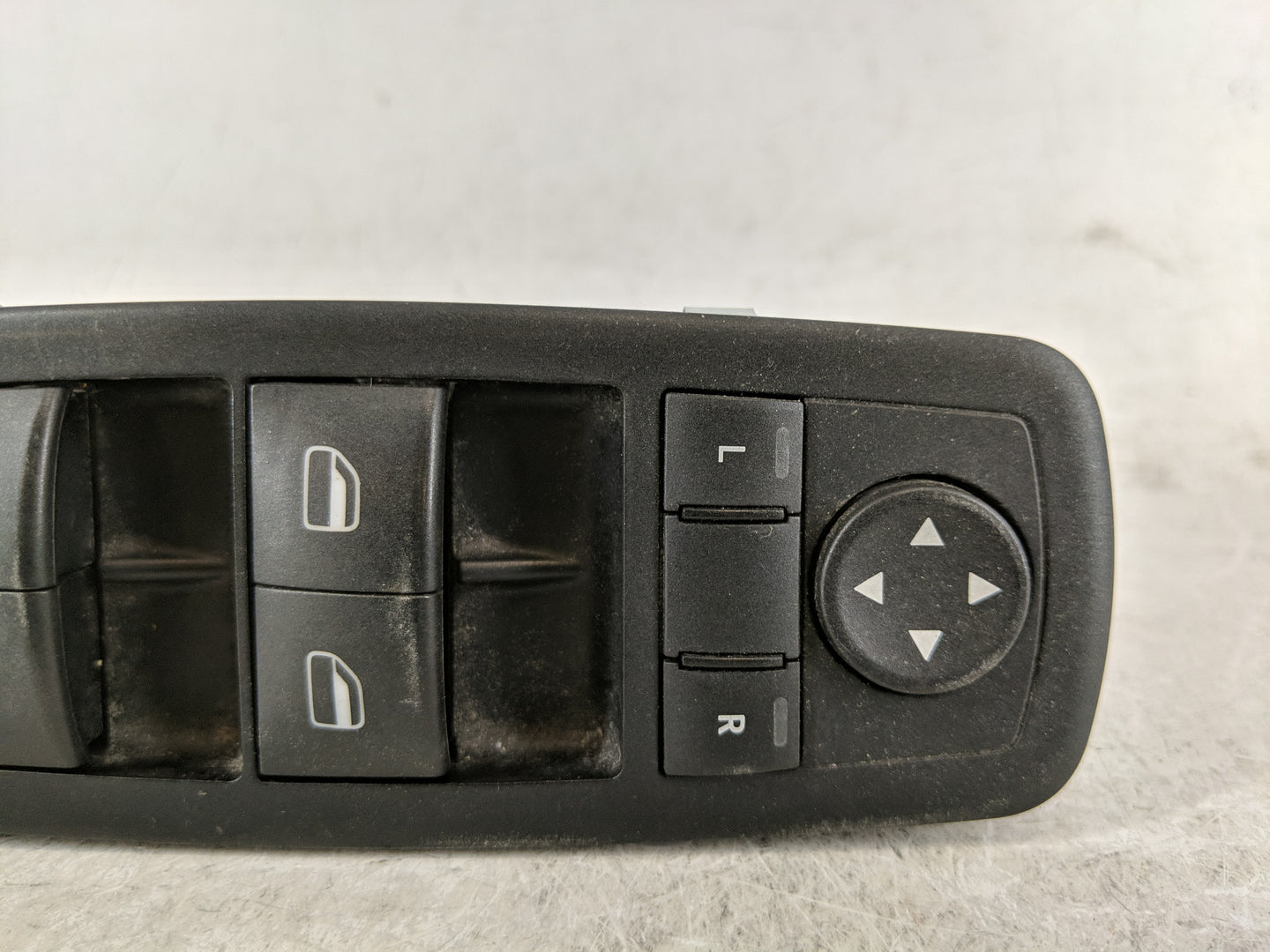 2010 Dodge Caravan Master Power Window Switch Replacement Driver Side Left P/N:04602 533AE Fits Fits 2008 2009 2011 OEM Used