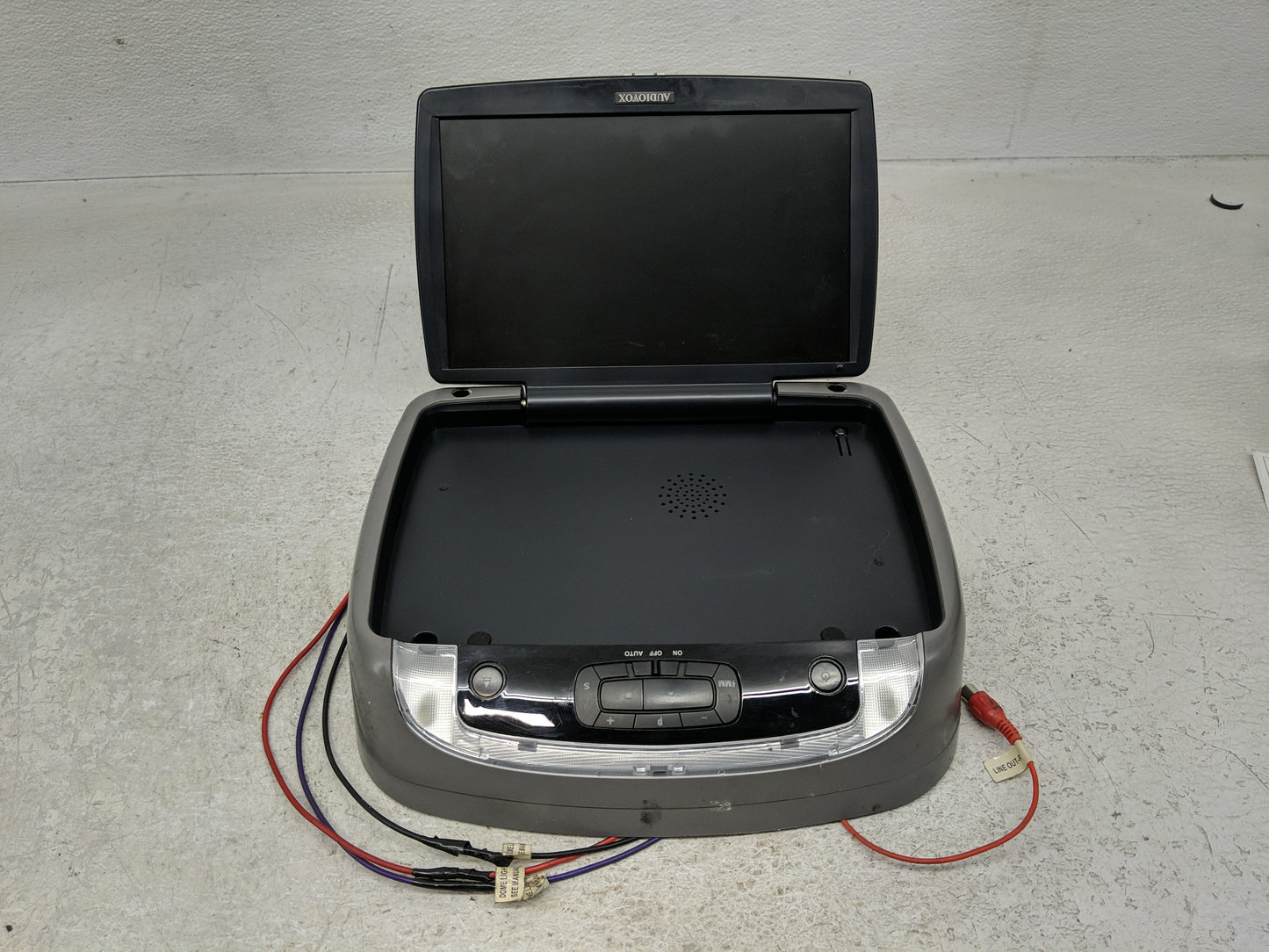 Dodge Caravan Information Display Screen - Oemusedautoparts1.com