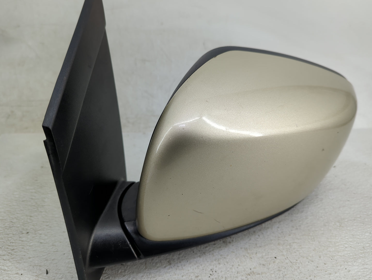 2010 Dodge Caravan Driver Side View Mirror - Left Door Mirror OEM Used - Oemusedautoparts1.com