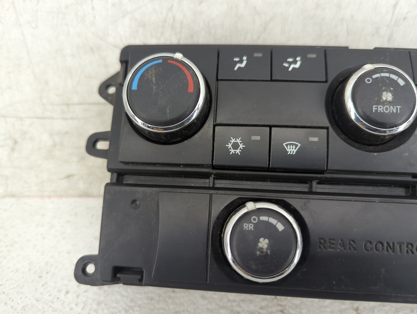 2010 Dodge Caravan Climate Control Module Temperature AC/Heater Replacement P/N:P55111805AI Fits Fits 2008 2009 OEM Used Aut