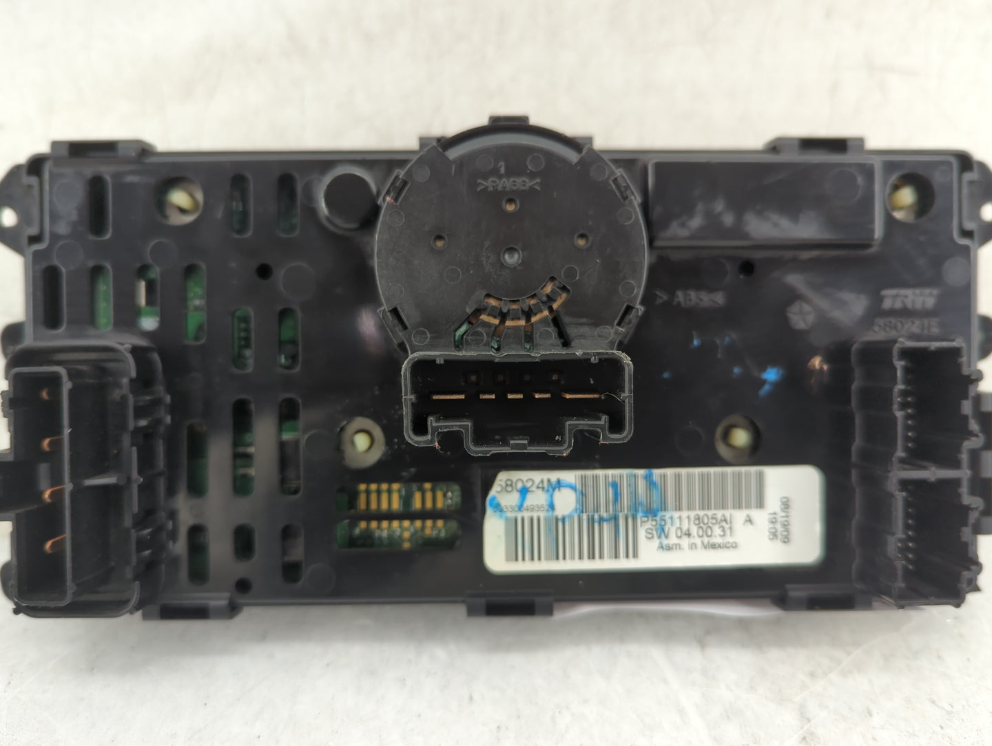 2010 Dodge Caravan Climate Control Module Temperature AC/Heater Replacement P/N:P55111805AI Fits Fits 2008 2009 2011 OEM Use