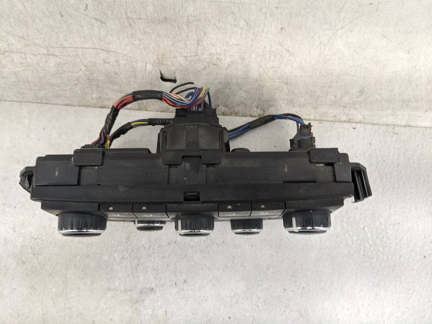 2010 Dodge Caravan Climate Control Module Temperature AC/Heater Replacement P/N:P55111805AI Fits Fits 2008 2009 OEM Used Aut
