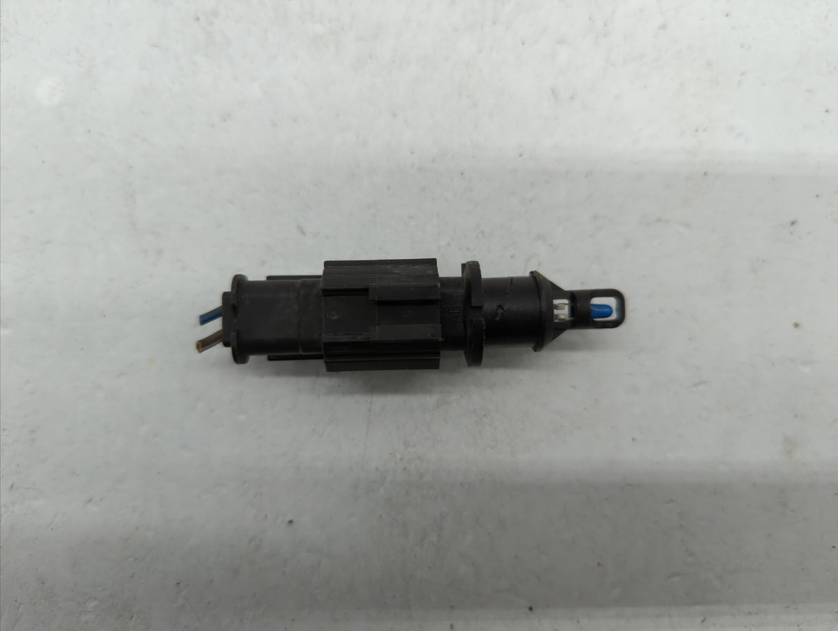 2010 Dodge Caravan Mass Air Flow Meter Maf Sensor 308995 - Oemusedautoparts1.com