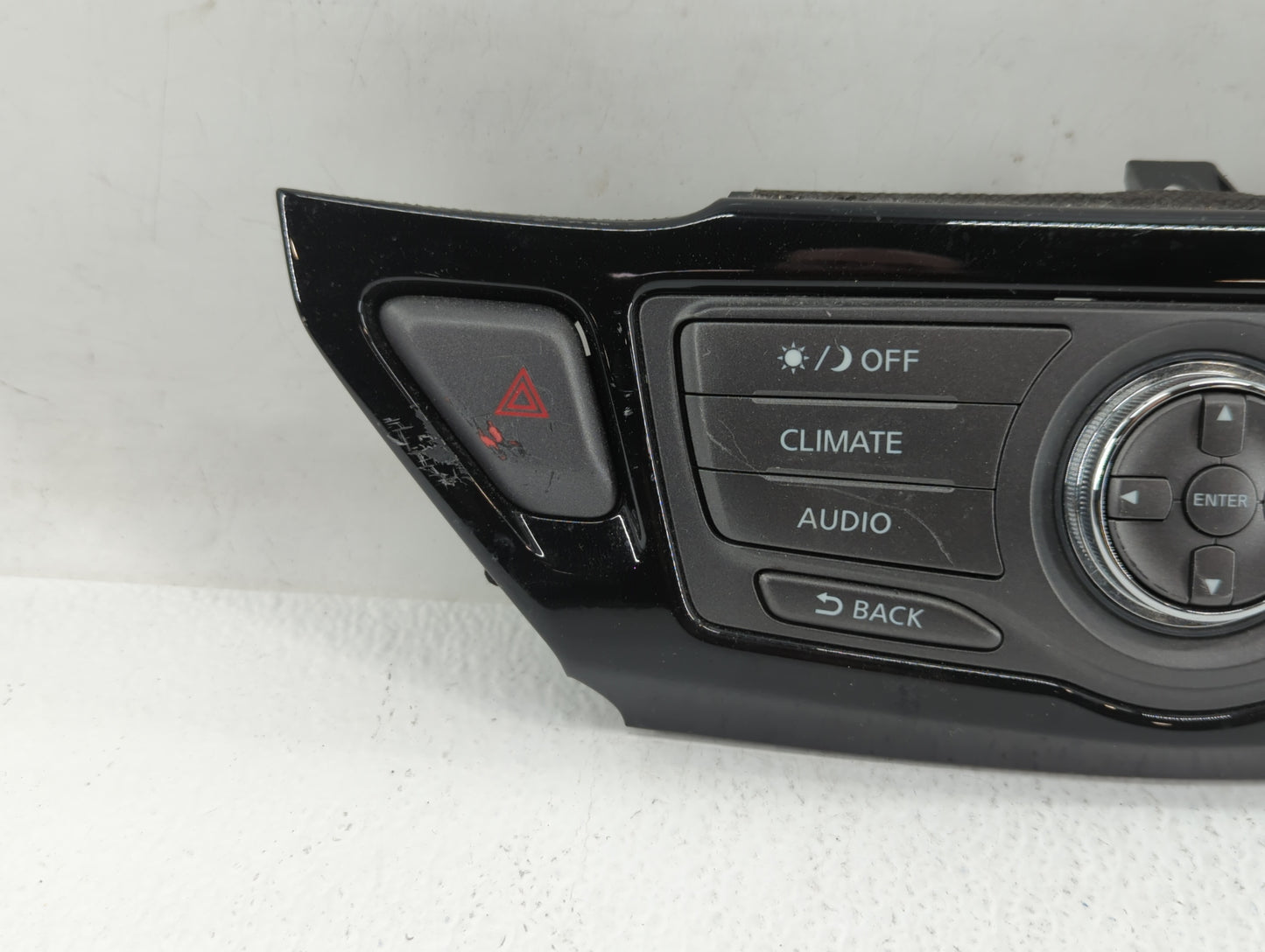 Dodge Caravan Information Display Screen - Oemusedautoparts1.com