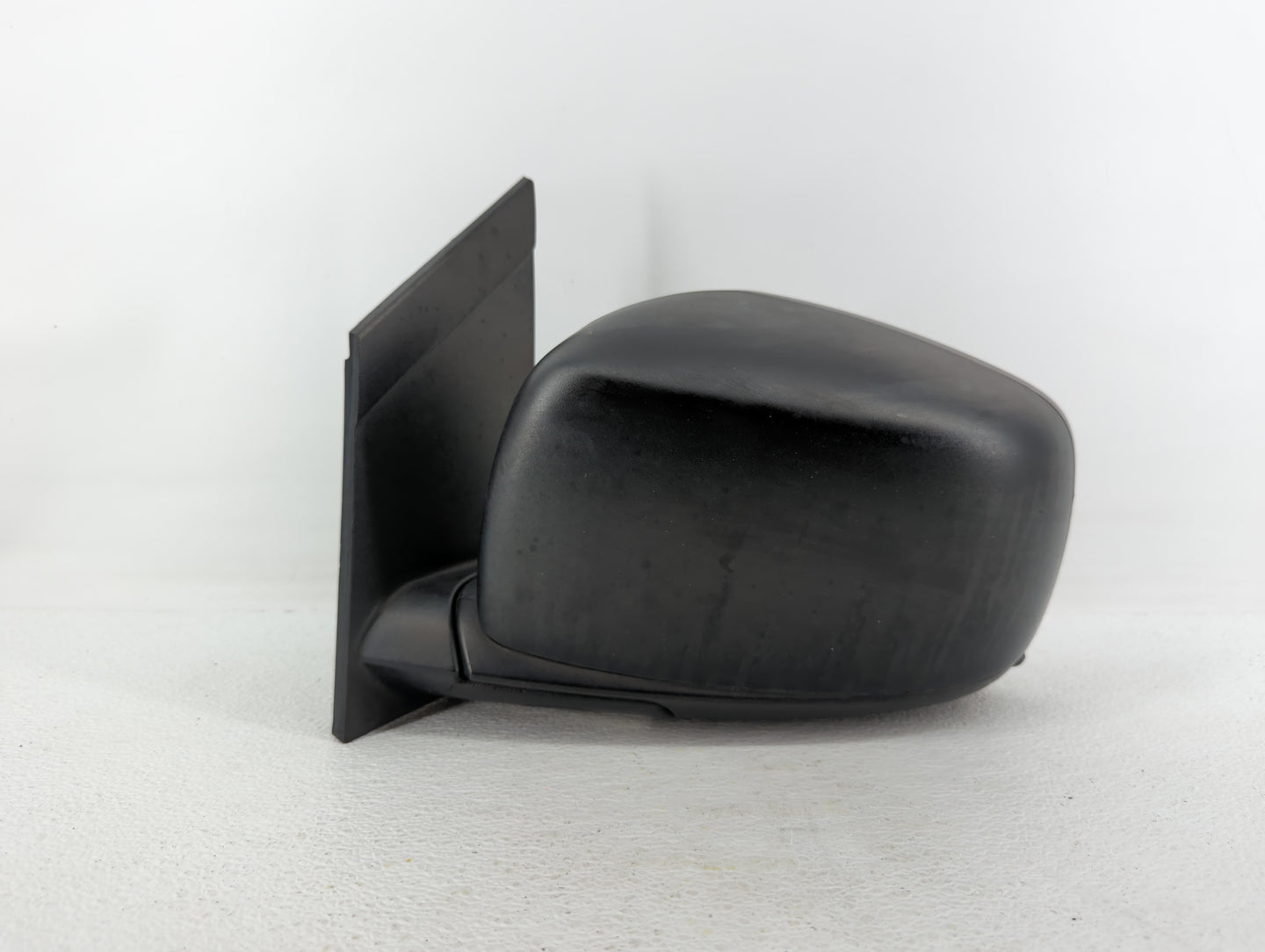 2010 Dodge Caravan Driver Side View Mirror - Left Door Mirror OEM Used - Oemusedautoparts1.com