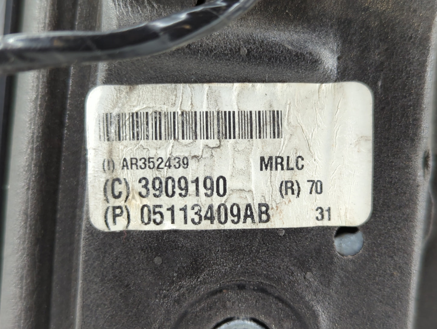 2010 Dodge Caravan Driver Side View Mirror - Left Door Mirror OEM Used - Oemusedautoparts1.com