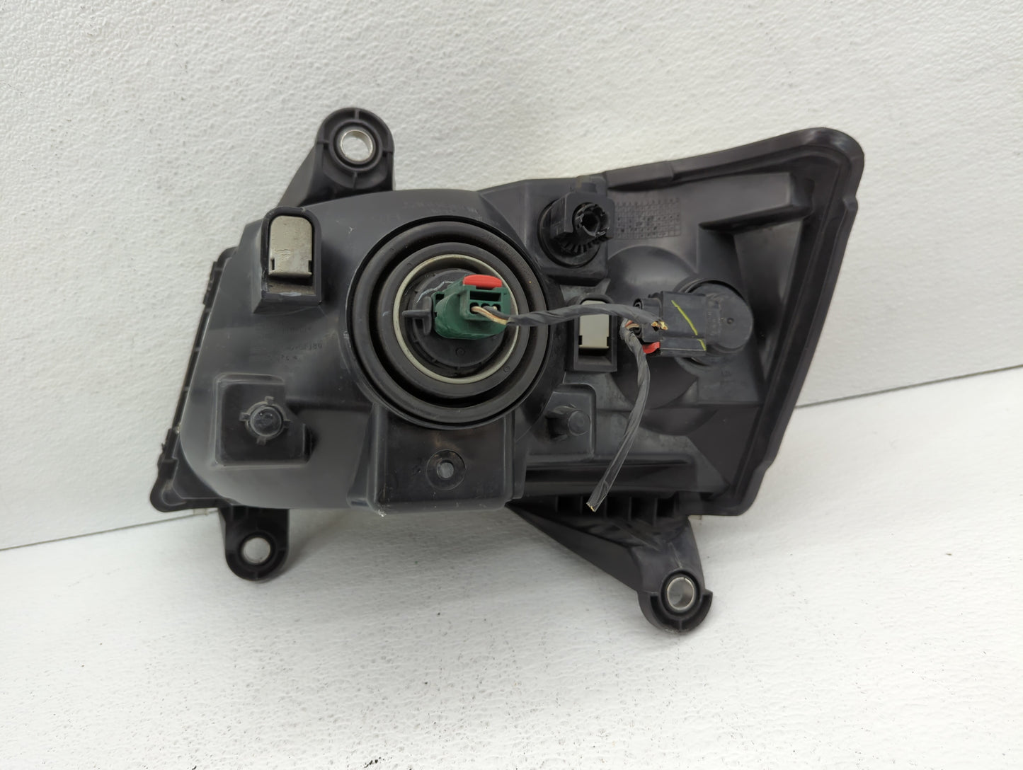 Dodge Caravan Passenger Right Oem Head Light Headlight Lamp - Oemusedautoparts1.com