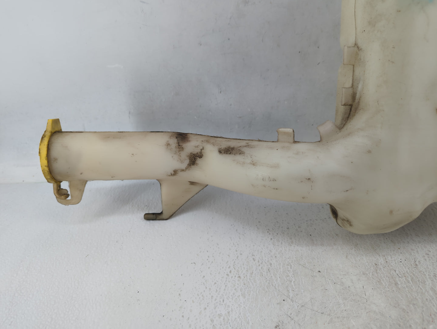 Dodge Caravan Windshield Washer Fluid Reservoir Bottle Oem - Oemusedautoparts1.com