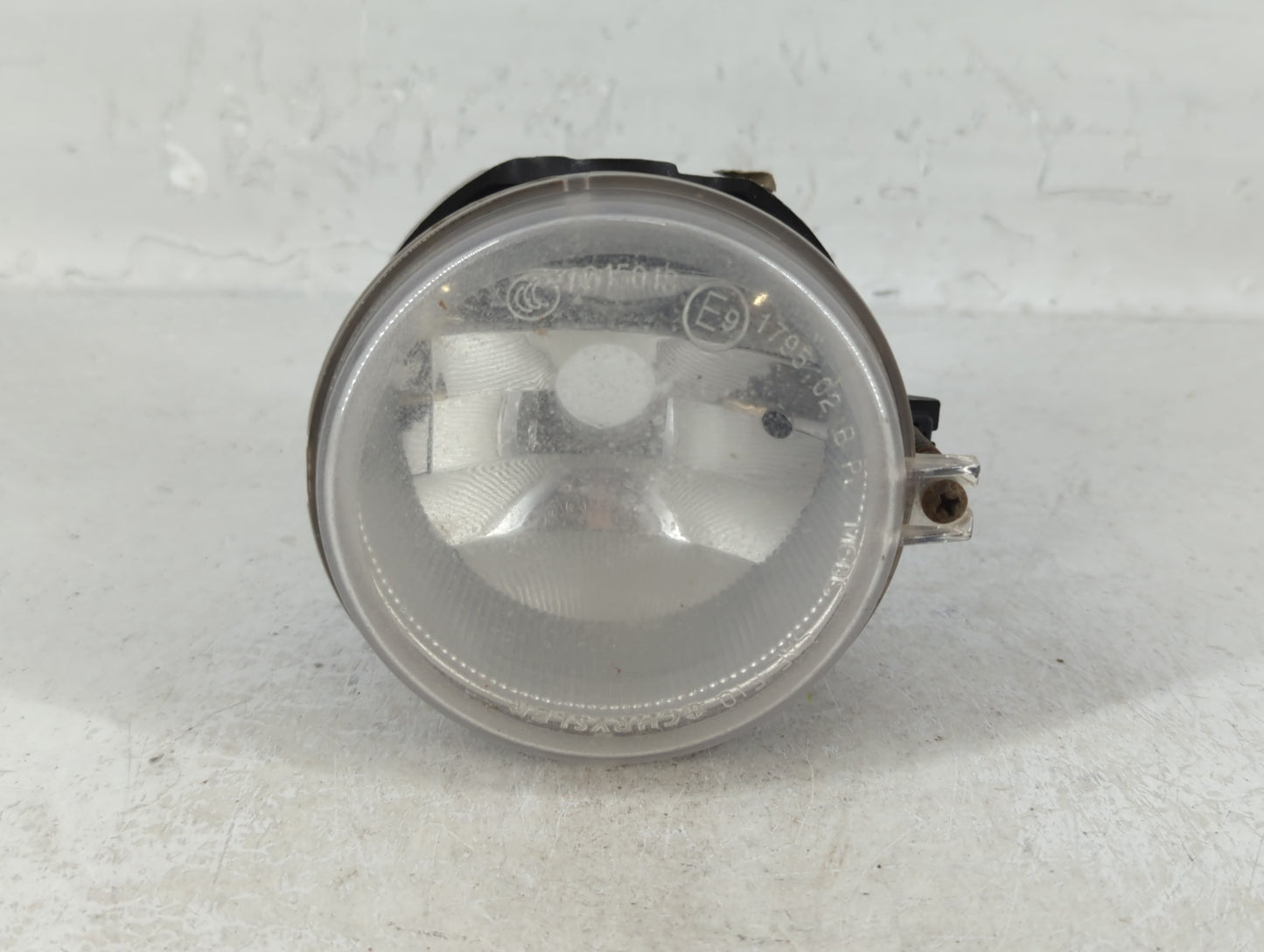 Dodge Caravan Passenger Right Oem Front Light Lamp - Oemusedautoparts1.com