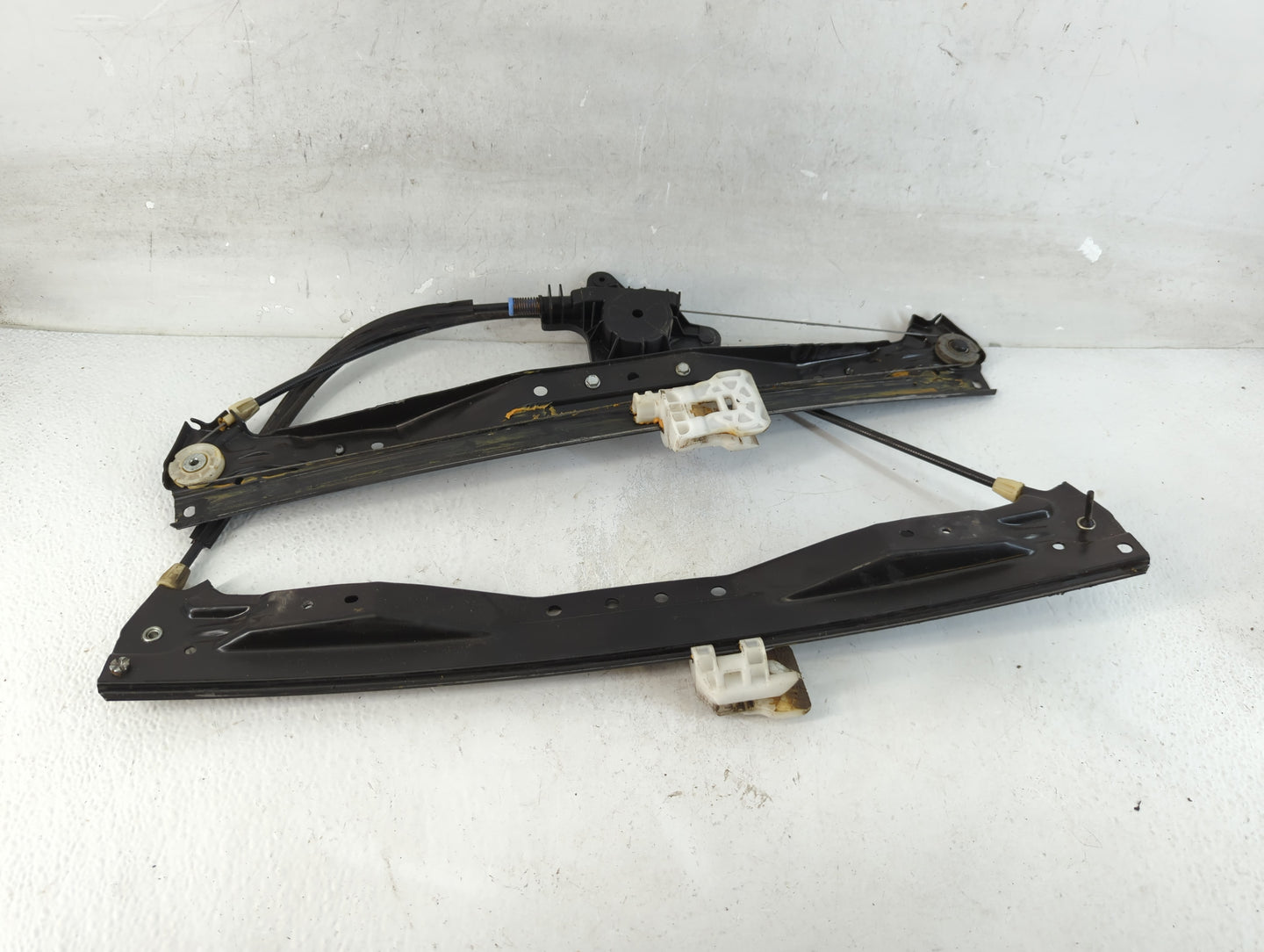 Dodge Caravan Window Regulator Passenger Front - Oemusedautoparts1.com