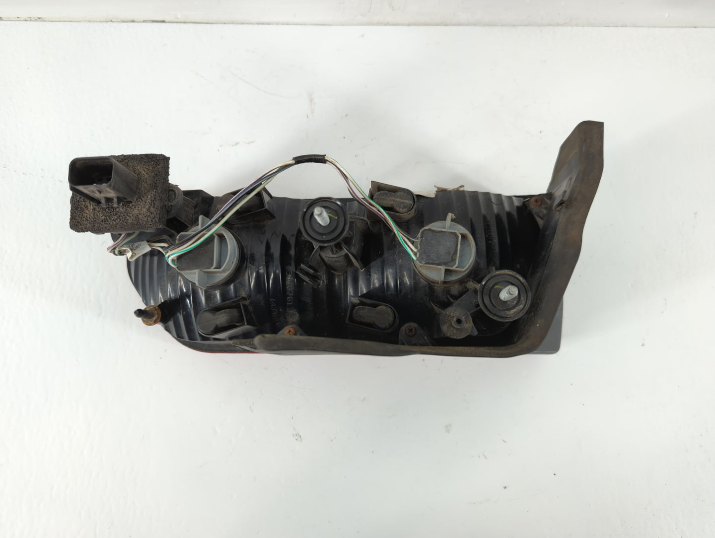 2010 Dodge Challenger Tail Light Assembly Driver Left OEM Fits OEM Used Auto Parts - Oemusedautoparts1.com