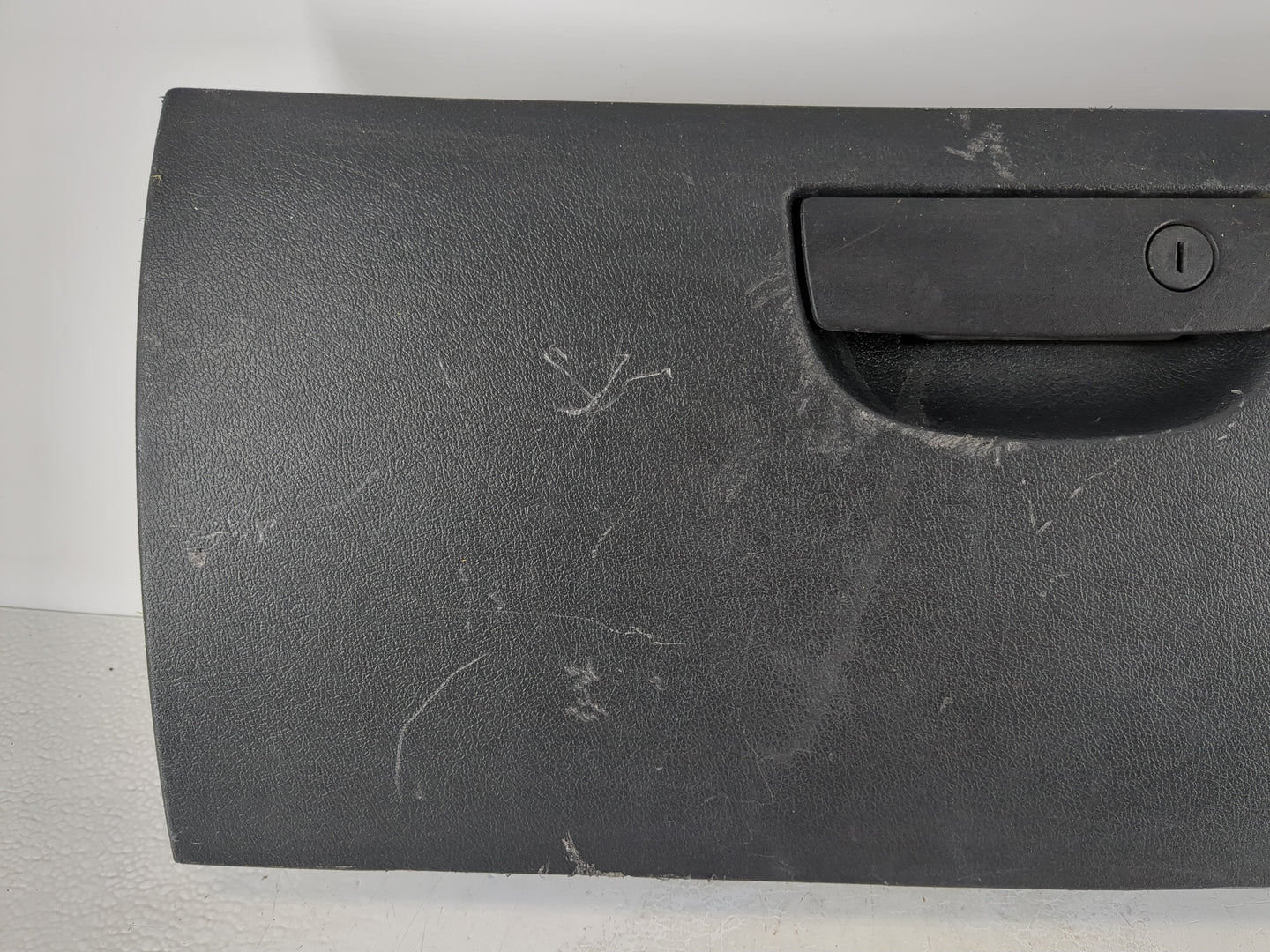 2010 Dodge Challenger Passenger Glove Box Door Storage Compartment - Oemusedautoparts1.com
