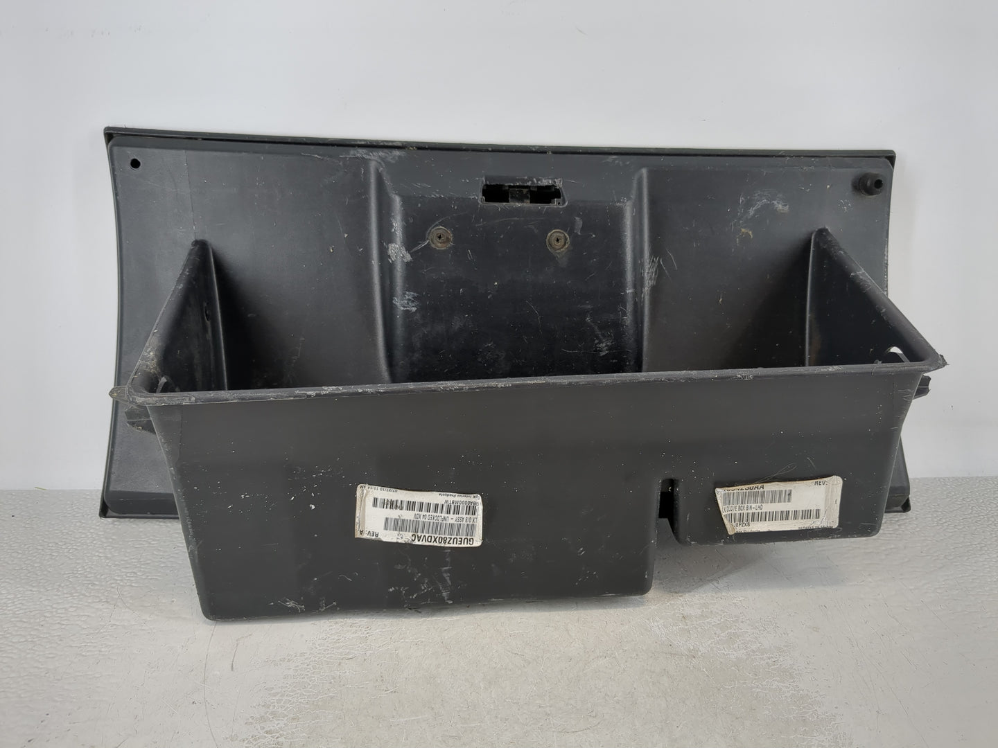 2010 Dodge Challenger Passenger Glove Box Door Storage Compartment - Oemusedautoparts1.com