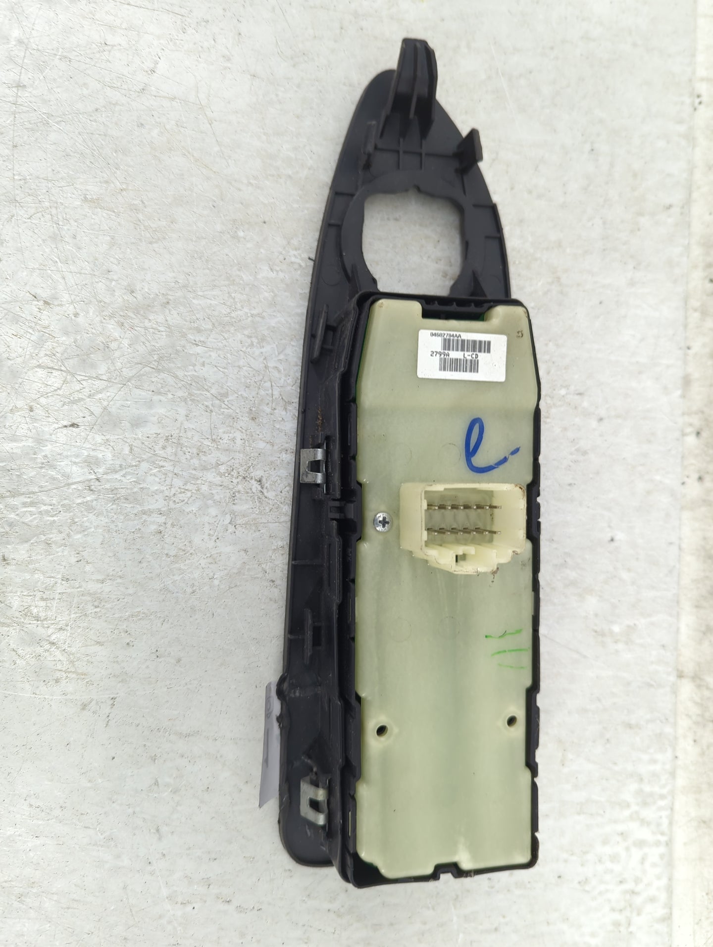 2008-2011 Dodge Challenger Master Power Window Switch Replacement Driver Side Left Fits OEM Used Auto Parts - Oemusedautopar