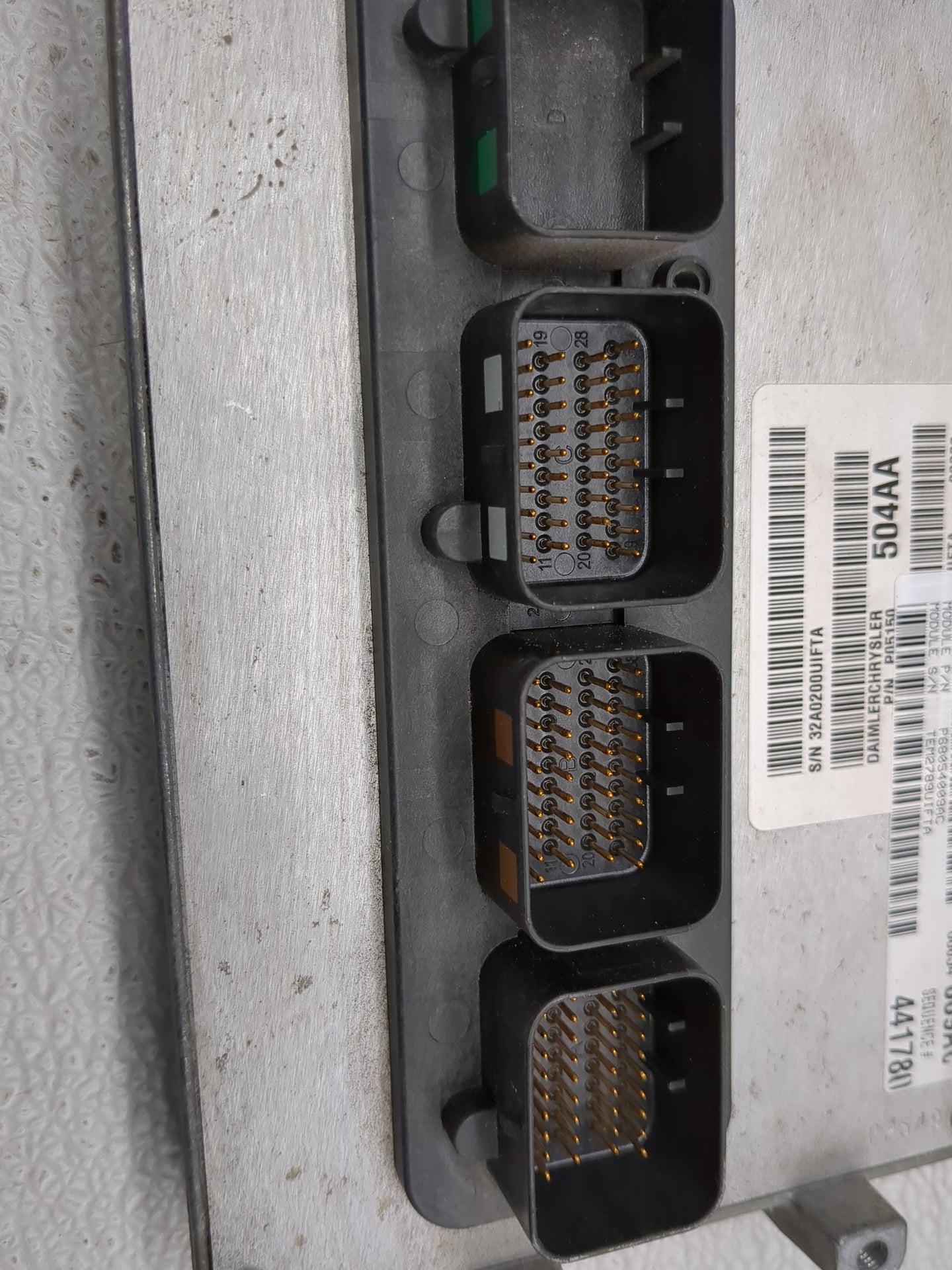 2008-2010 Dodge Challenger PCM Engine Control Computer ECU ECM PCU OEM P/N:68054009AC Fits Fits 2008 2009 2010 OEM Used Auto