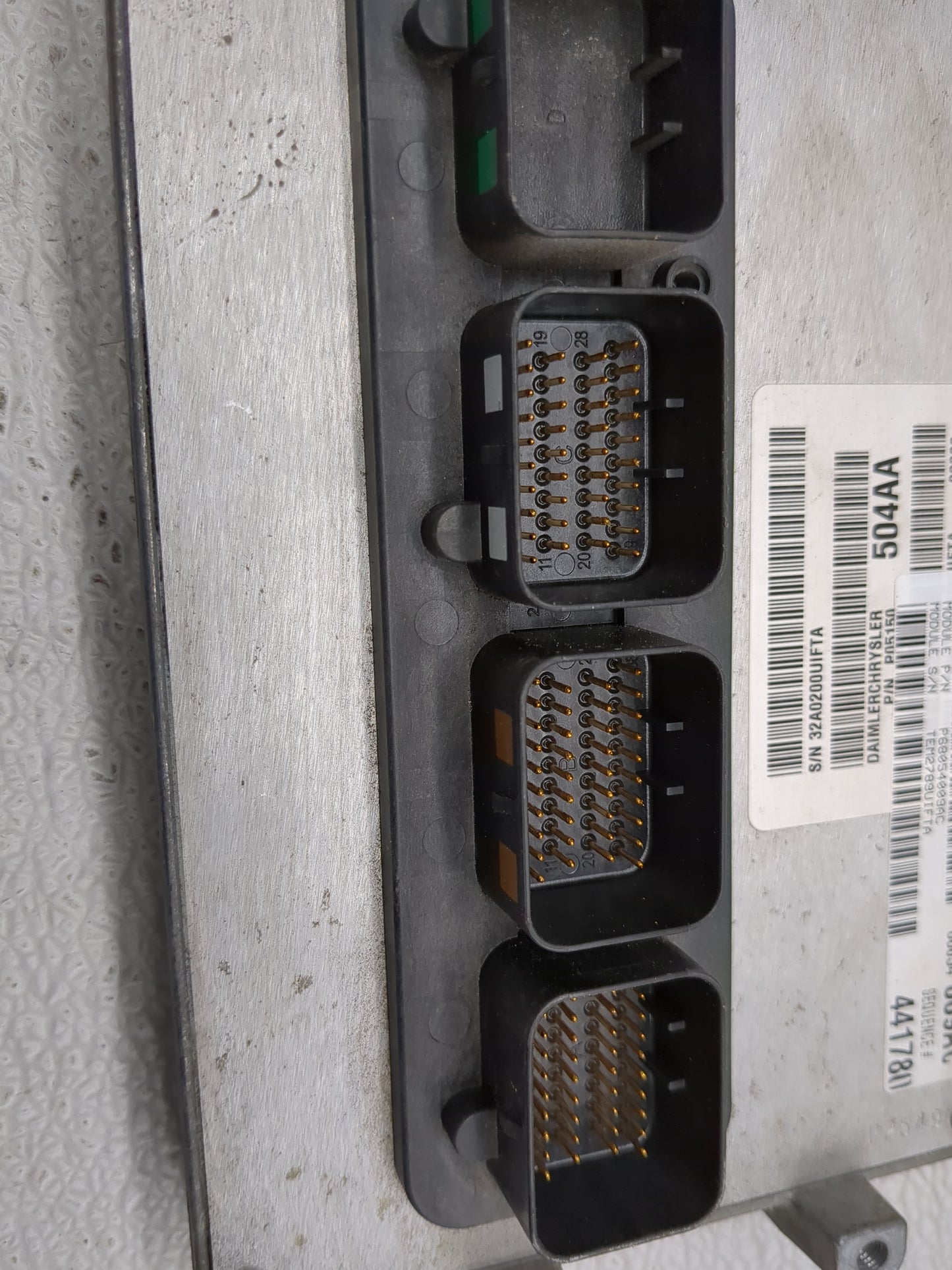 2008-2010 Dodge Challenger PCM Engine Control Computer ECU ECM PCU OEM P/N:68054009AC Fits Fits 2008 2009 2010 OEM Used Auto