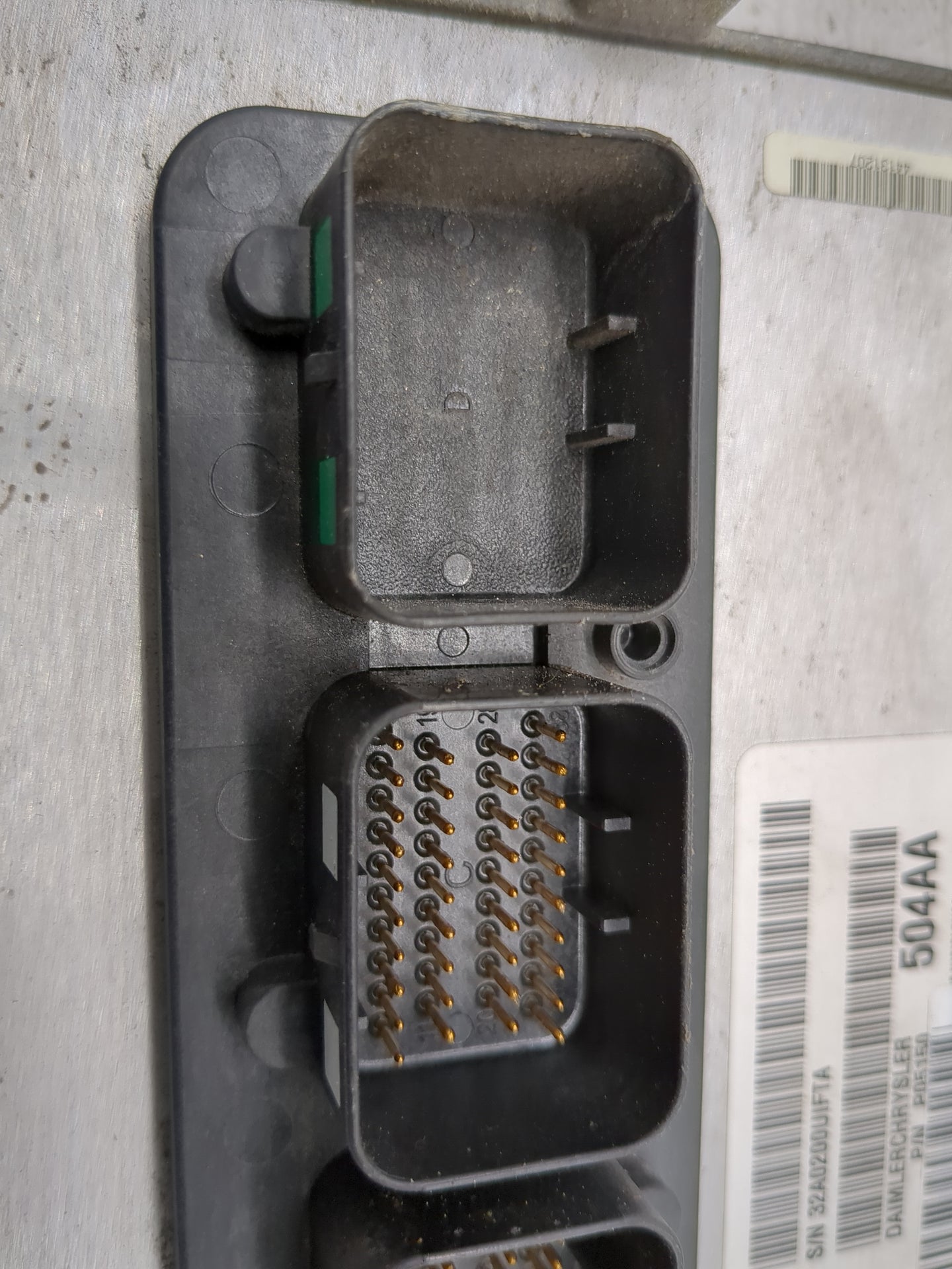 2008-2010 Dodge Challenger PCM Engine Control Computer ECU ECM PCU OEM P/N:68054009AC Fits Fits 2008 2009 2010 OEM Used Auto