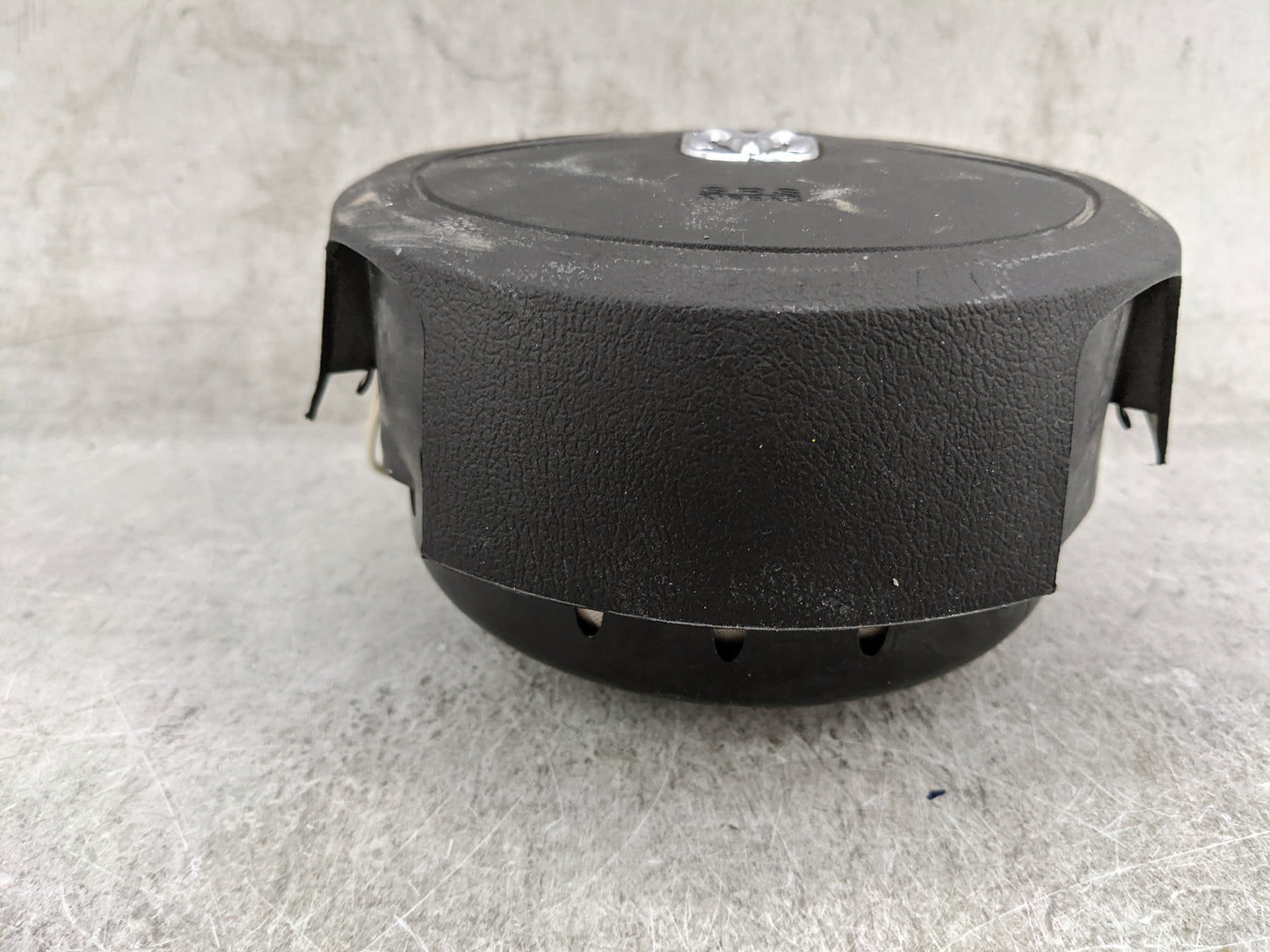 2008-2011 Dodge Challenger Air Bag Driver Left Steering Wheel Mounted 1477530 - Oemusedautoparts1.com