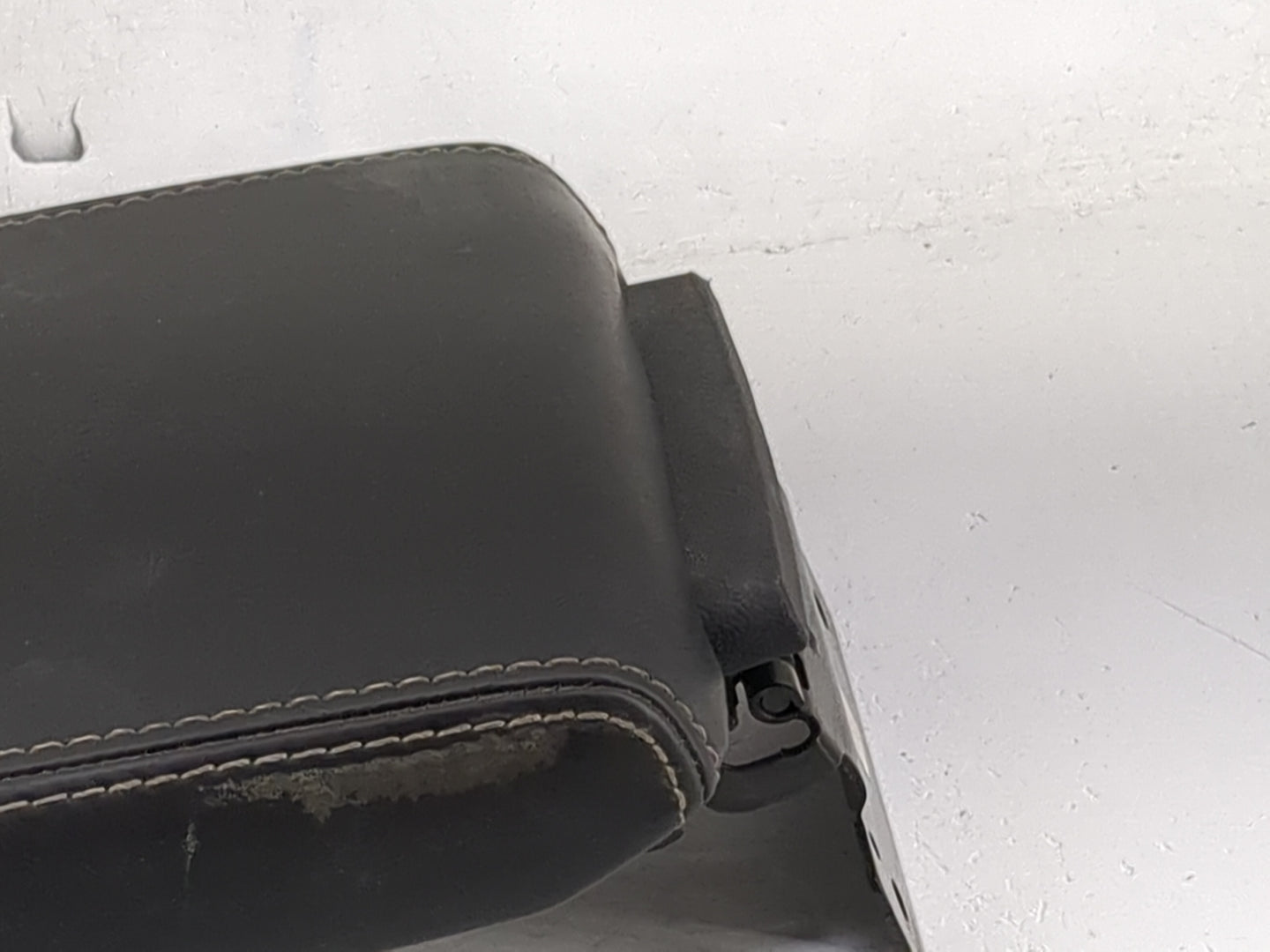 2010 Dodge Challenger Center Console Armrest Cover Lid Fits OEM Used Auto Parts - Oemusedautoparts1.com
