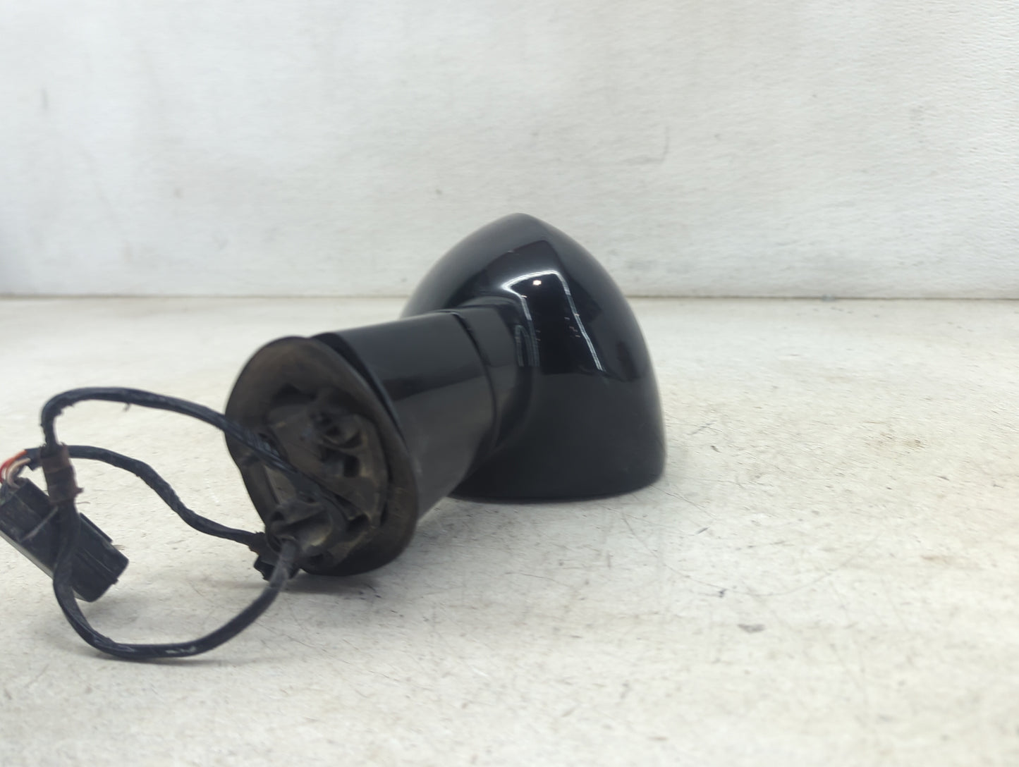 2008-2010 Dodge Challenger Passenger Side View Mirror - Right Door Mirror OEM Used - Oemusedautoparts1.com