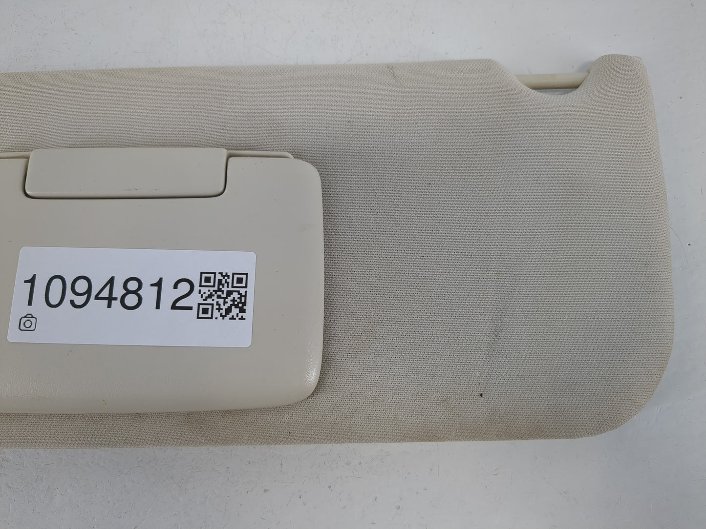 2008-2010 Dodge Charger Sun Visor Shade Replacement Passenger Right Mirror Fits Fits 2008 2009 2010 OEM Used Auto Parts - Oe