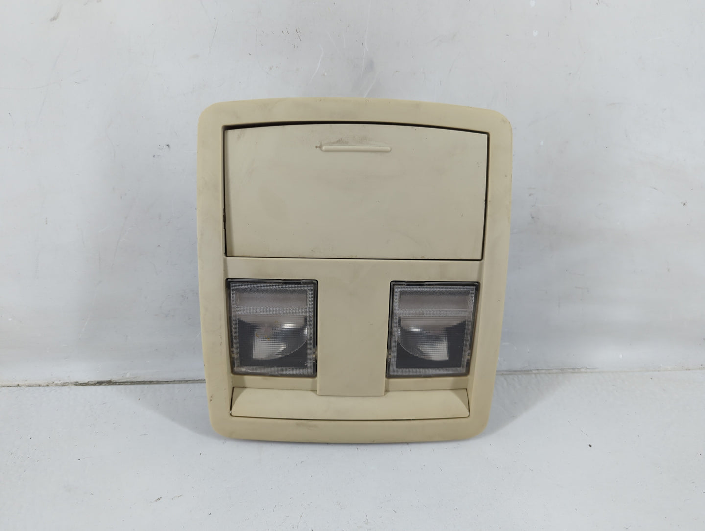 2008-2010 Dodge Charger Overhead Roof Console 1118551 - Oemusedautoparts1.com
