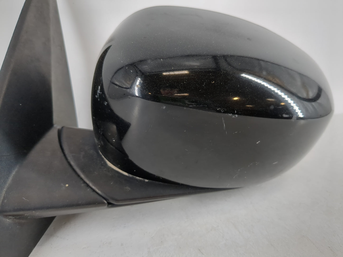 2006-2010 Dodge Charger Driver Side View Mirror - Left Door Mirror OEM Used - Oemusedautoparts1.com