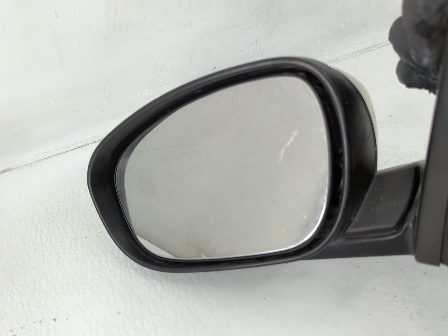 2006-2010 Dodge Charger Driver Side View Mirror - Left Door Mirror OEM Used - Oemusedautoparts1.com