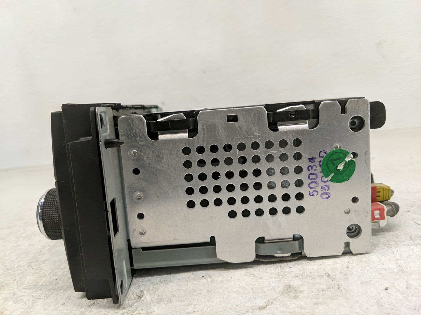 2010 Dodge Charger Radio AM FM Cd Player Receiver Replacement P/N:P05091115AC Fits Fits 2008 2009 OEM Used Auto Parts - Oemu